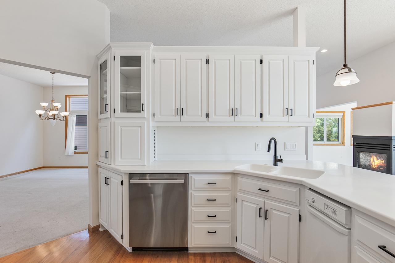 View of Residential at 10471 Spyglass Drive, Eden Prairie MN 55347, Eden Prairie (7 of 41) - Mike Wilen | Minnesota Team Real Estate