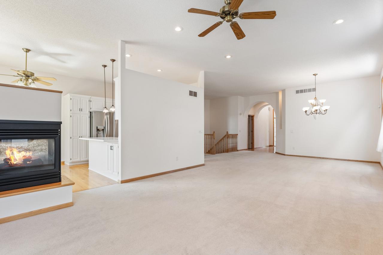 View of Residential at 10471 Spyglass Drive, Eden Prairie MN 55347, Eden Prairie (12 of 41) - Mike Wilen | Minnesota Team Real Estate