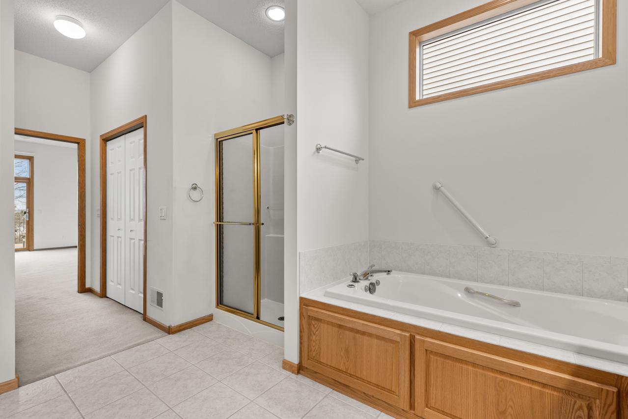 View of Residential at 10471 Spyglass Drive, Eden Prairie MN 55347, Eden Prairie (24 of 41) - Mike Wilen | Minnesota Team Real Estate