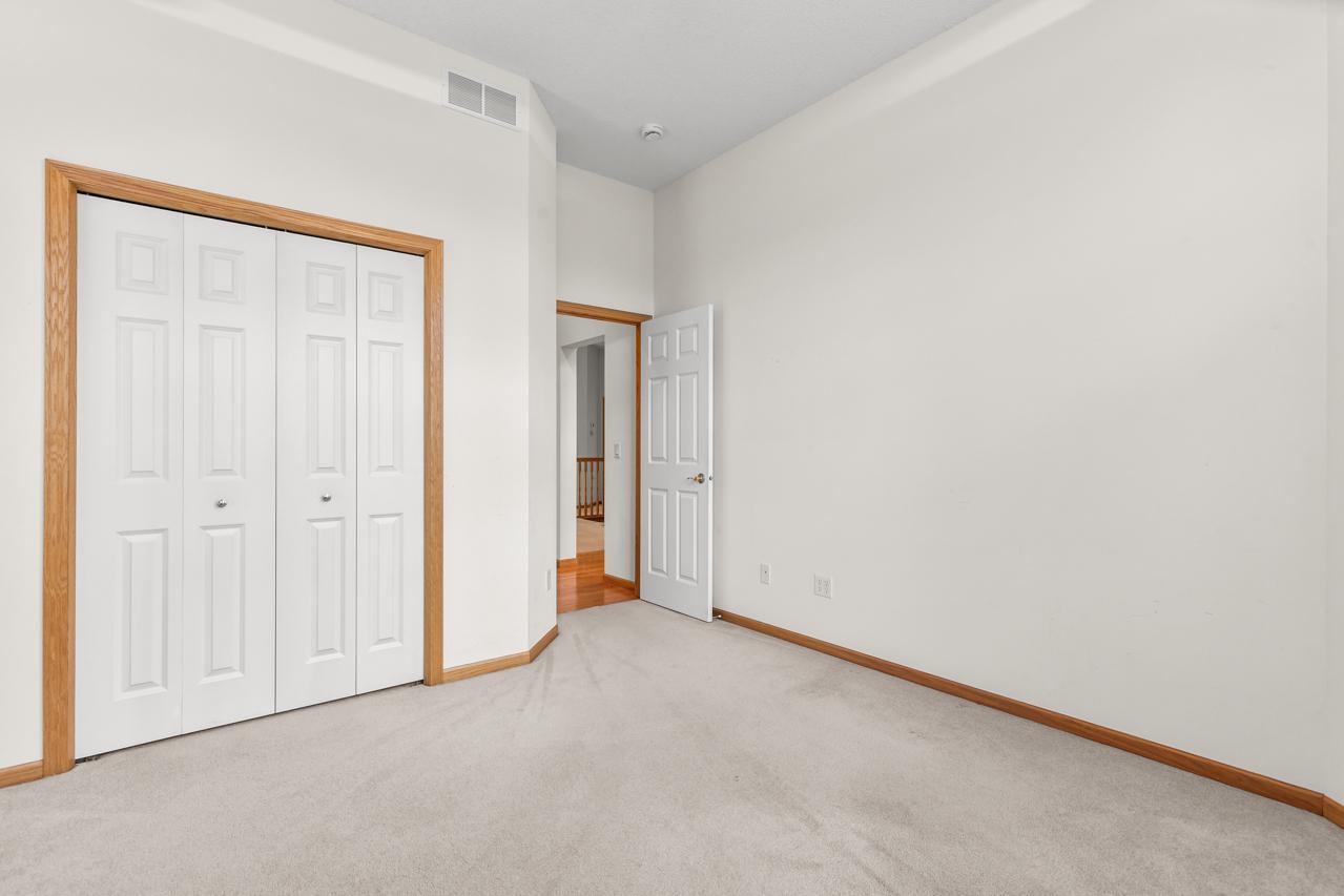 View of Residential at 10471 Spyglass Drive, Eden Prairie MN 55347, Eden Prairie (26 of 41) - Mike Wilen | Minnesota Team Real Estate