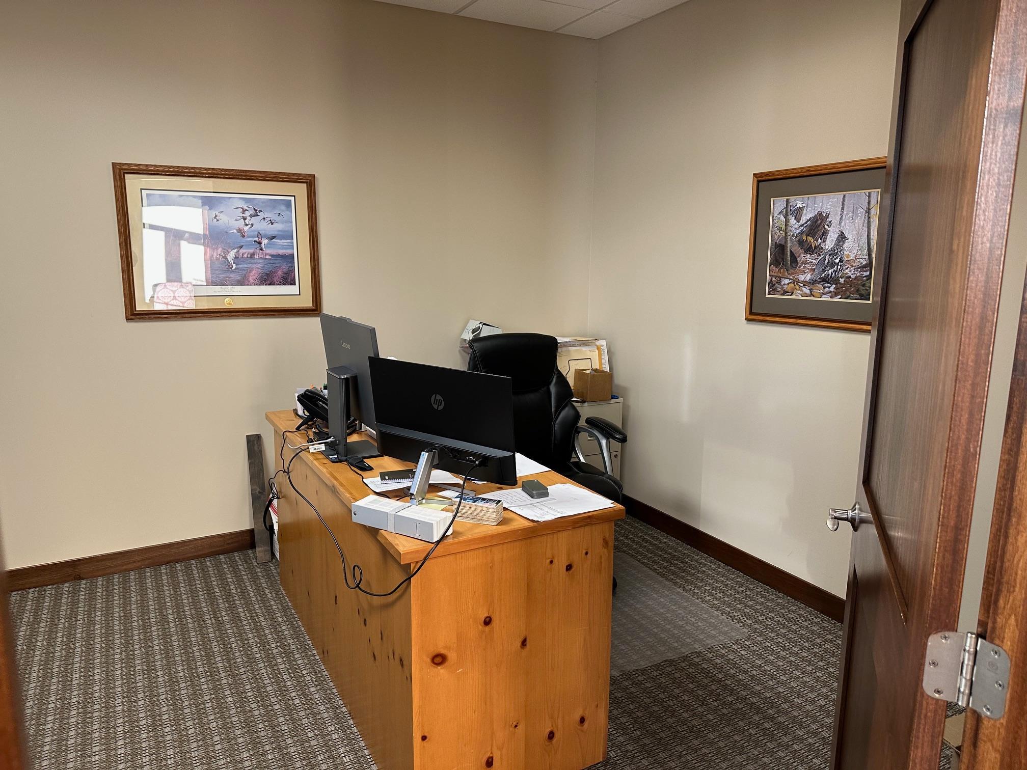 View of Commercial Sale at 160 Market Street, Shakopee MN 55379, Shakopee (11 of 21) - Mike Wilen | Minnesota Team Real Estate