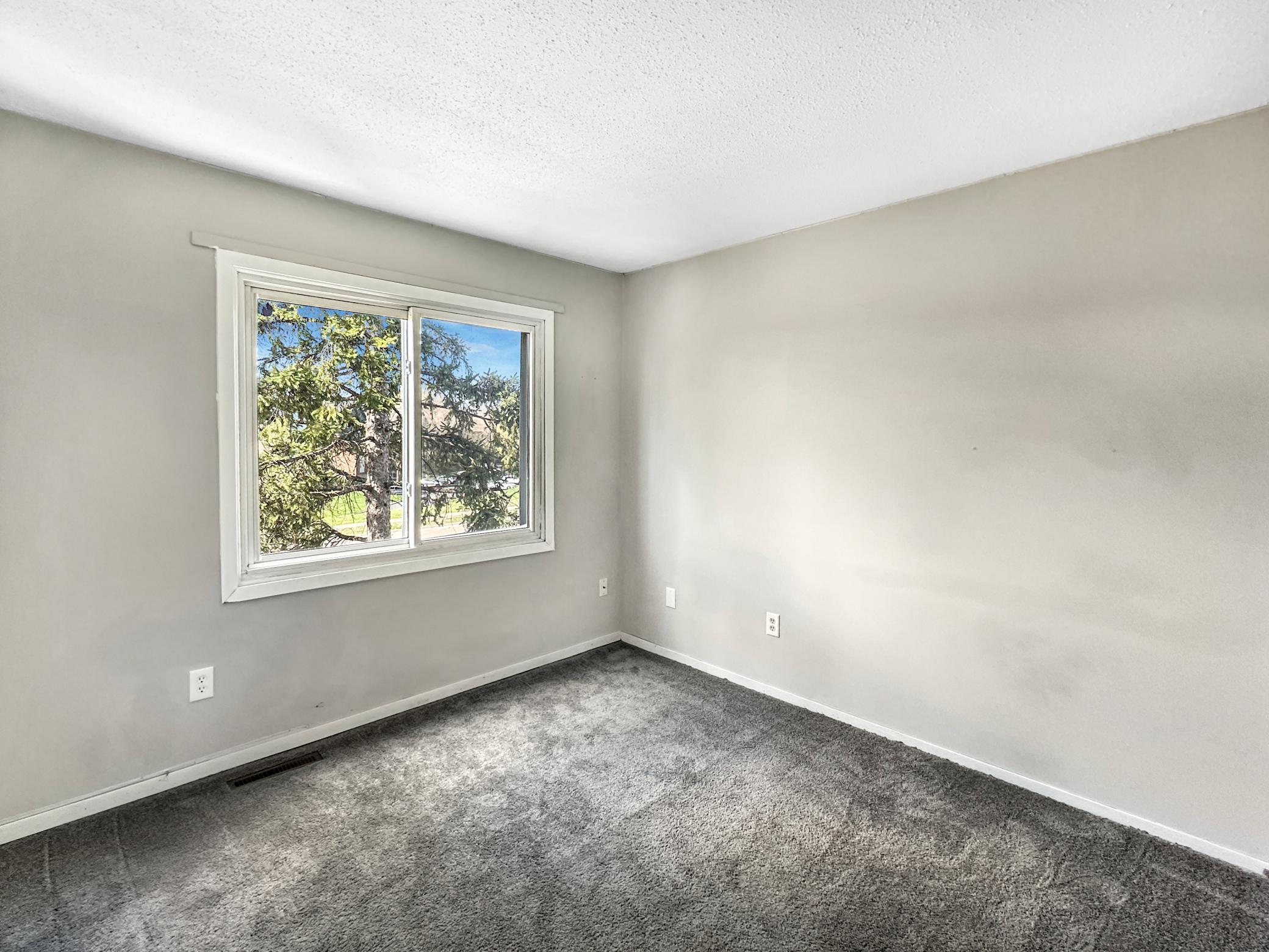 View of Residential at 607 Burnsville Parkway #13, Burnsville MN 55337, Burnsville (13 of 19) - Mike Wilen | Minnesota Team Real Estate
