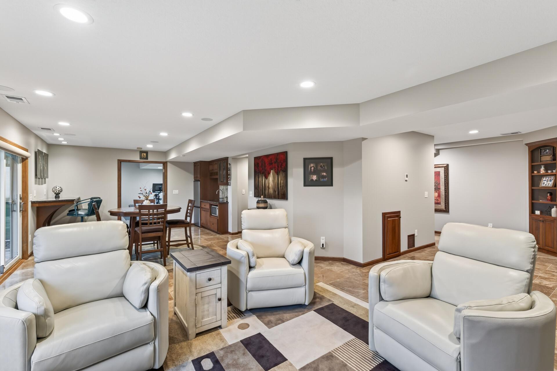 View of Residential at 8939 Heatherton Ridge Drive, Savage MN 55378, Savage (32 of 50) - Mike Wilen | Minnesota Team Real Estate