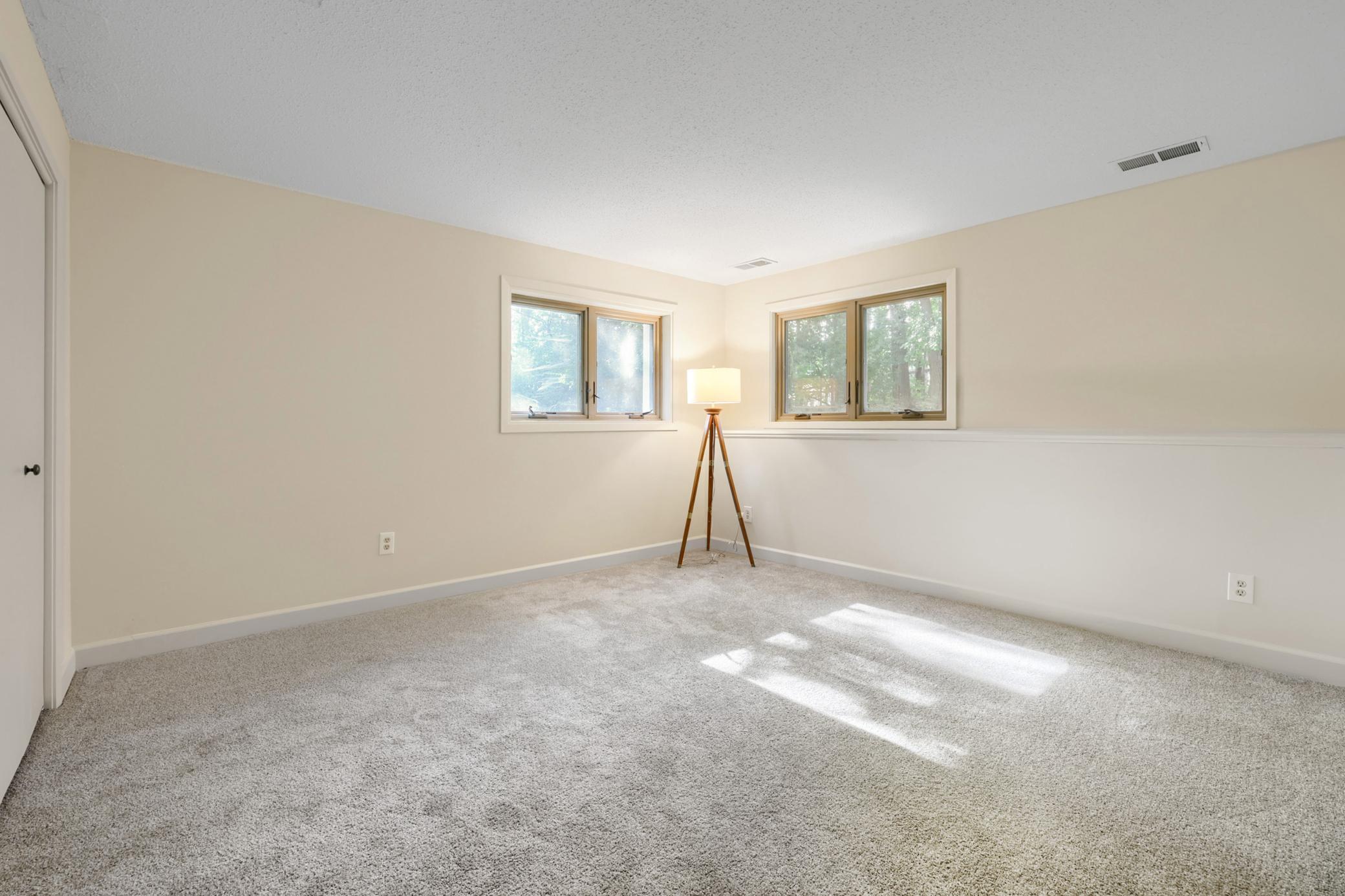 View of Residential at 8100 Rhode Island Circle, Bloomington MN 55438, Bloomington (27 of 35) - Mike Wilen | Minnesota Team Real Estate