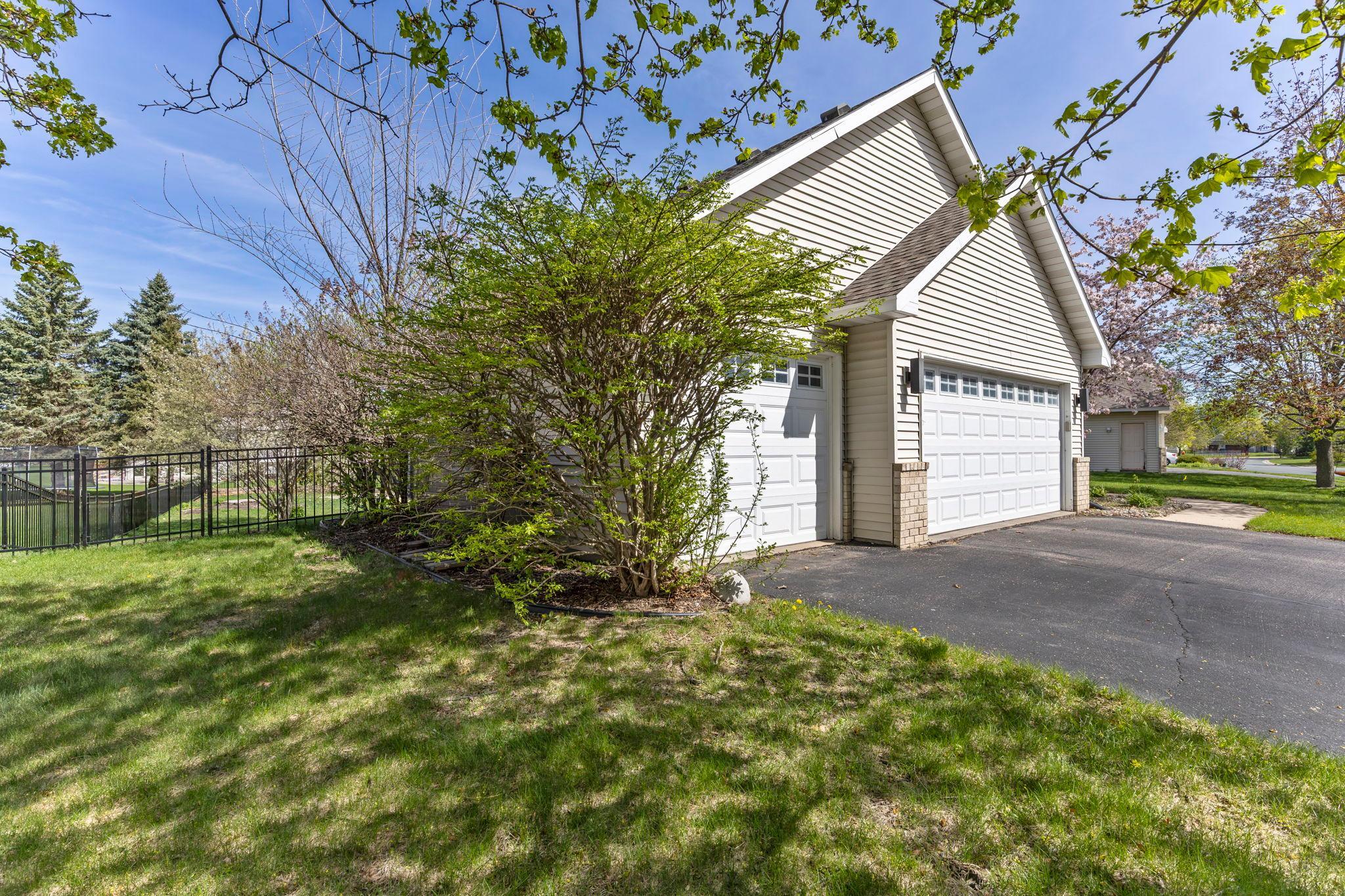 View of Residential at 1672 Windsor Drive, Shakopee MN 55379, Shakopee (7 of 77) - Mike Wilen | Minnesota Team Real Estate