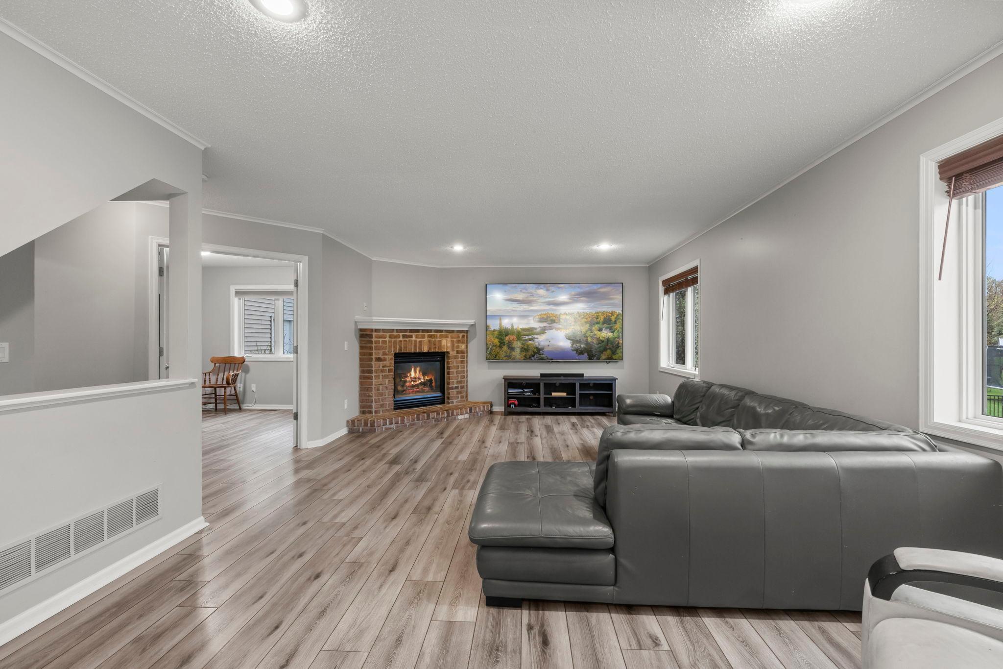 View of Residential at 1672 Windsor Drive, Shakopee MN 55379, Shakopee (23 of 77) - Mike Wilen | Minnesota Team Real Estate