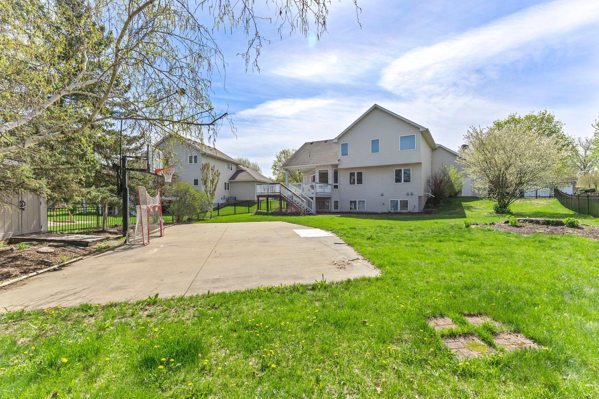 View of Residential at 1672 Windsor Drive, Shakopee MN 55379, Shakopee (67 of 77) - Mike Wilen | Minnesota Team Real Estate