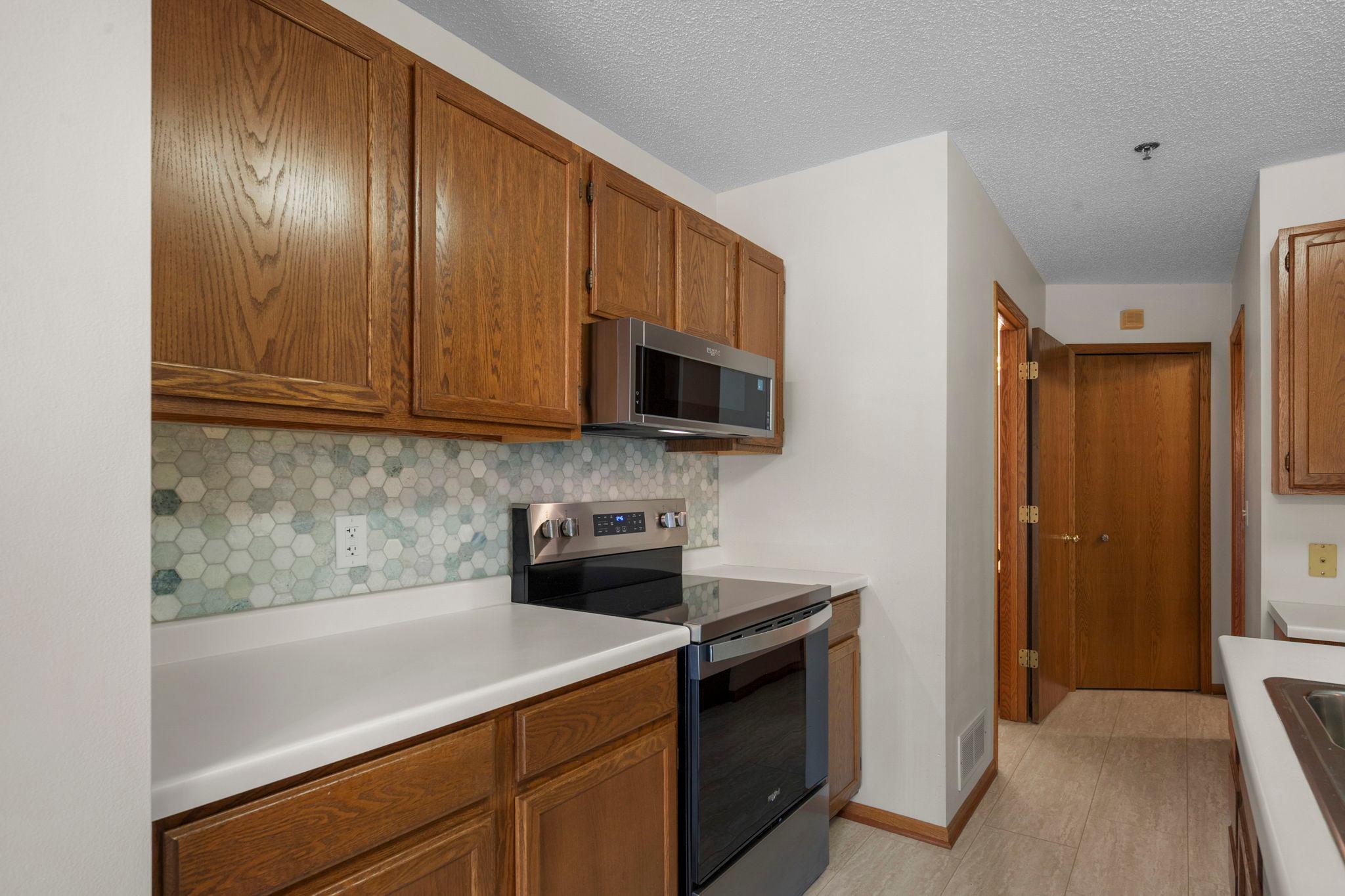 View of Residential at 2611 Concord Way, Mendota Heights MN 55120, Mendota Heights (28 of 57) - Mike Wilen | Minnesota Team Real Estate