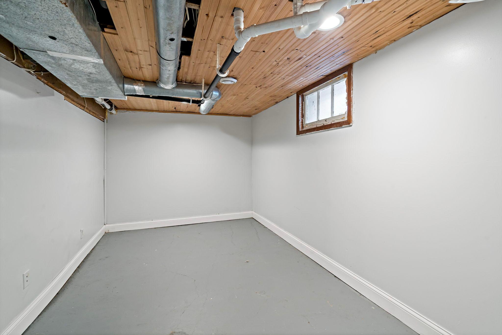 View of Residential at 4139 Fremont Avenue, Minneapolis MN 55412, Minneapolis (24 of 31) - Mike Wilen | Minnesota Team Real Estate
