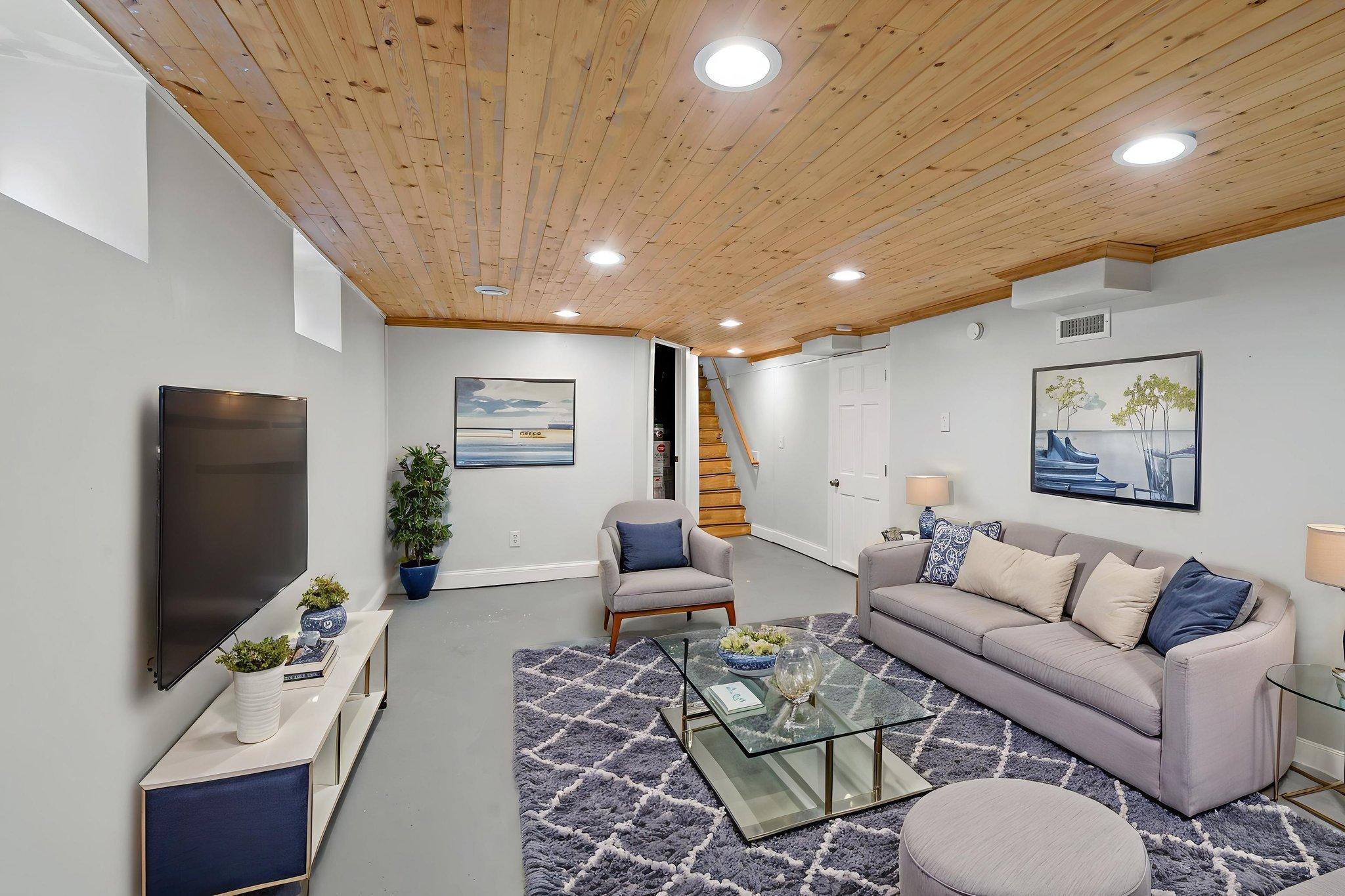 View of Residential at 4139 Fremont Avenue, Minneapolis MN 55412, Minneapolis (20 of 31) - Mike Wilen | Minnesota Team Real Estate