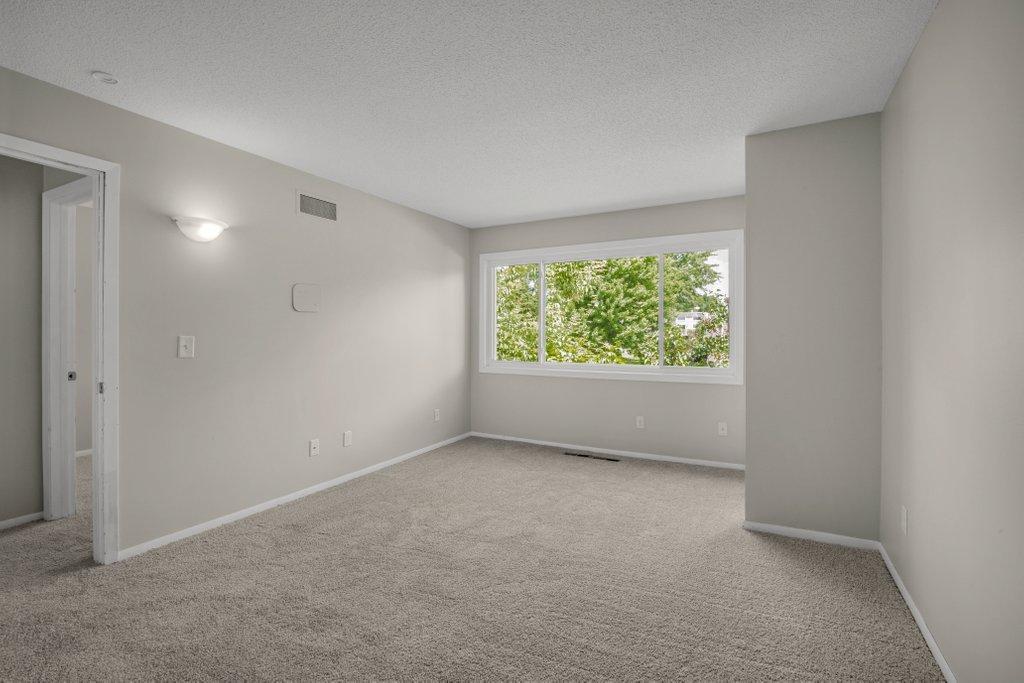 View of Residential at 1005 105th Street, Bloomington MN 55431, Bloomington (10 of 24) - Mike Wilen | Minnesota Team Real Estate