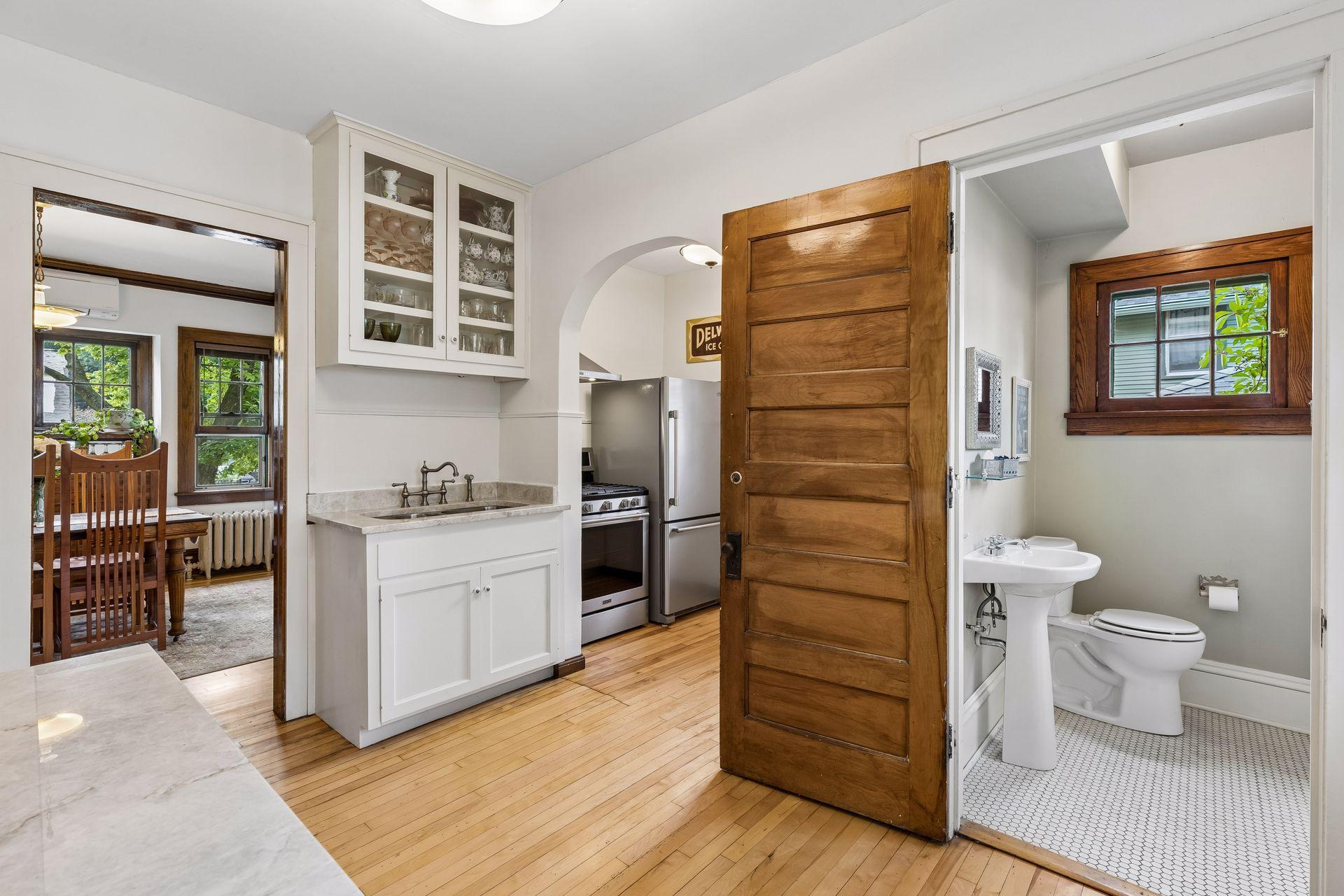 View of Residential at 3001 47th Street, Minneapolis MN 55410, Minneapolis (22 of 32) - Mike Wilen | Minnesota Team Real Estate