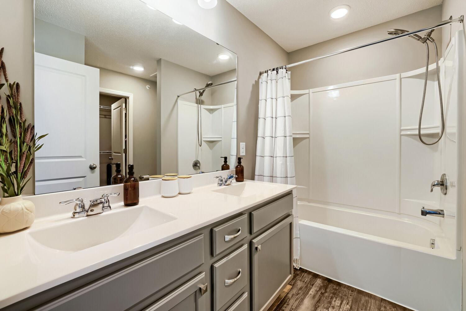 View of Residential at 1668 Windigo Lane, Shakopee MN 55379, Shakopee (23 of 32) - Mike Wilen | Minnesota Team Real Estate