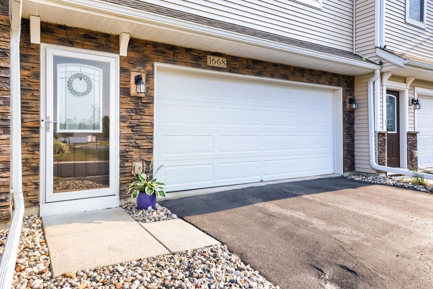 View of Residential at 1668 Windigo Lane, Shakopee MN 55379, Shakopee (2 of 32) - Mike Wilen | Minnesota Team Real Estate