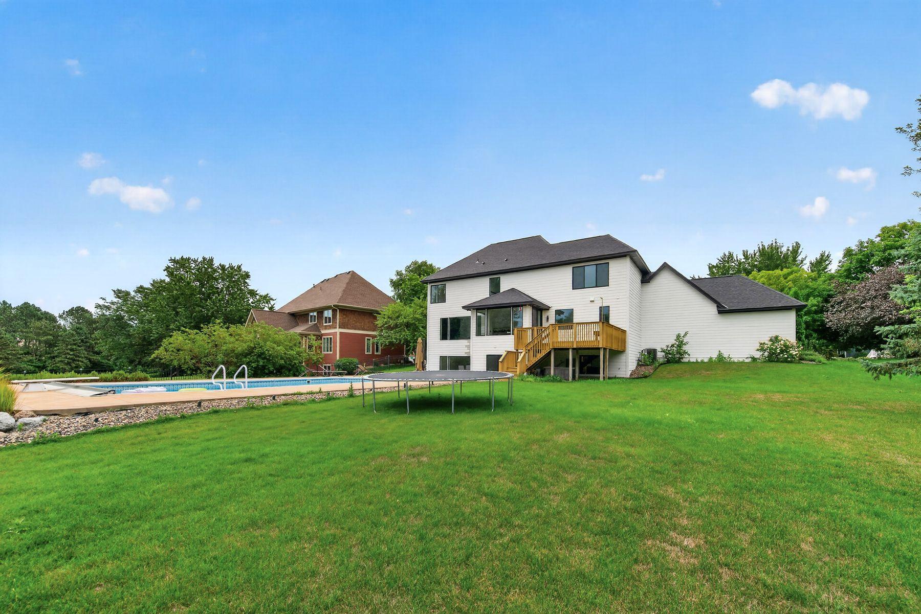 View of Residential at 9140 Heritage Way, Woodbury MN 55125, Woodbury (40 of 49) - Mike Wilen | Minnesota Team Real Estate