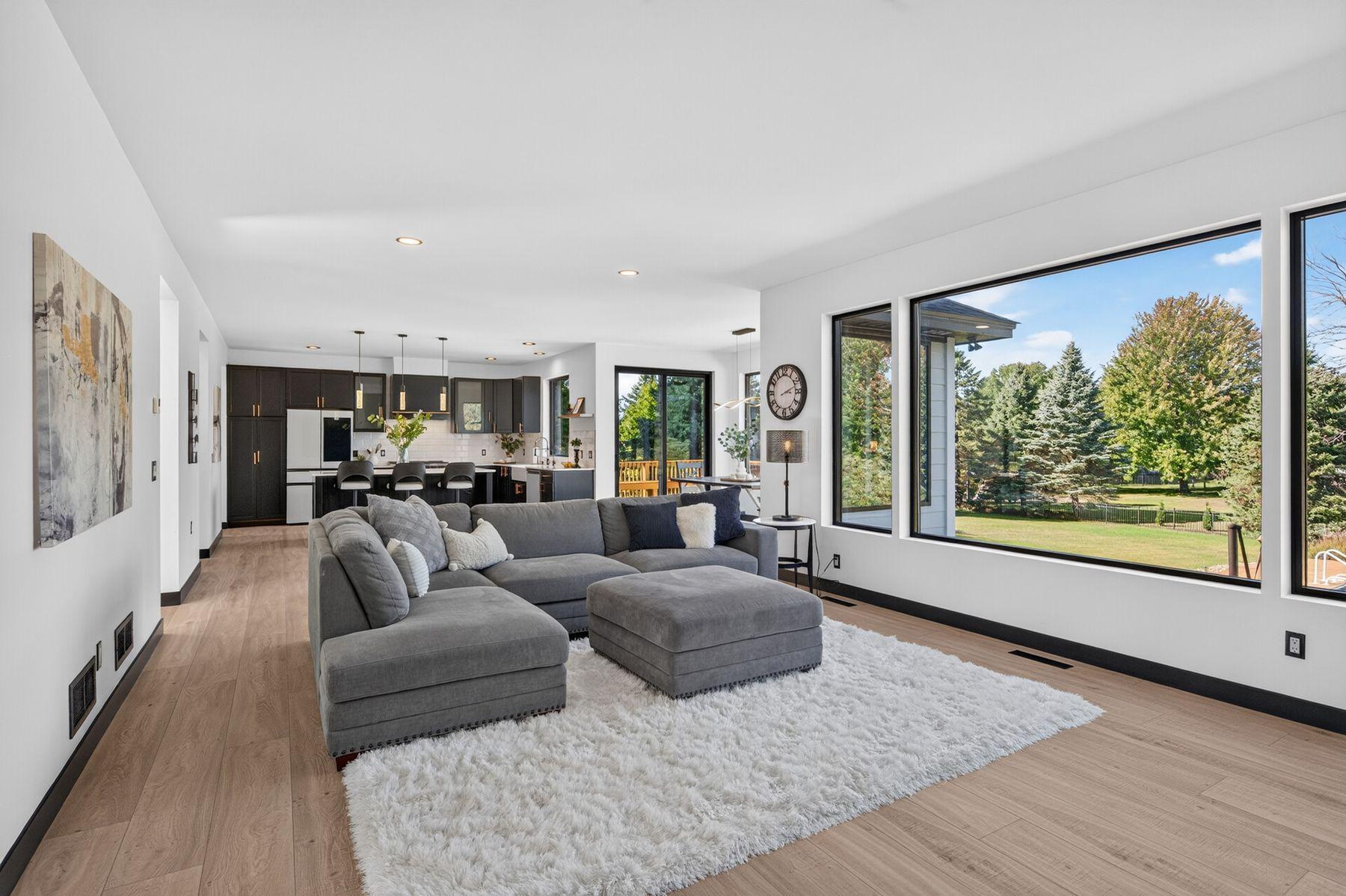 View of Residential at 9140 Heritage Way, Woodbury MN 55125, Woodbury (22 of 49) - Mike Wilen | Minnesota Team Real Estate