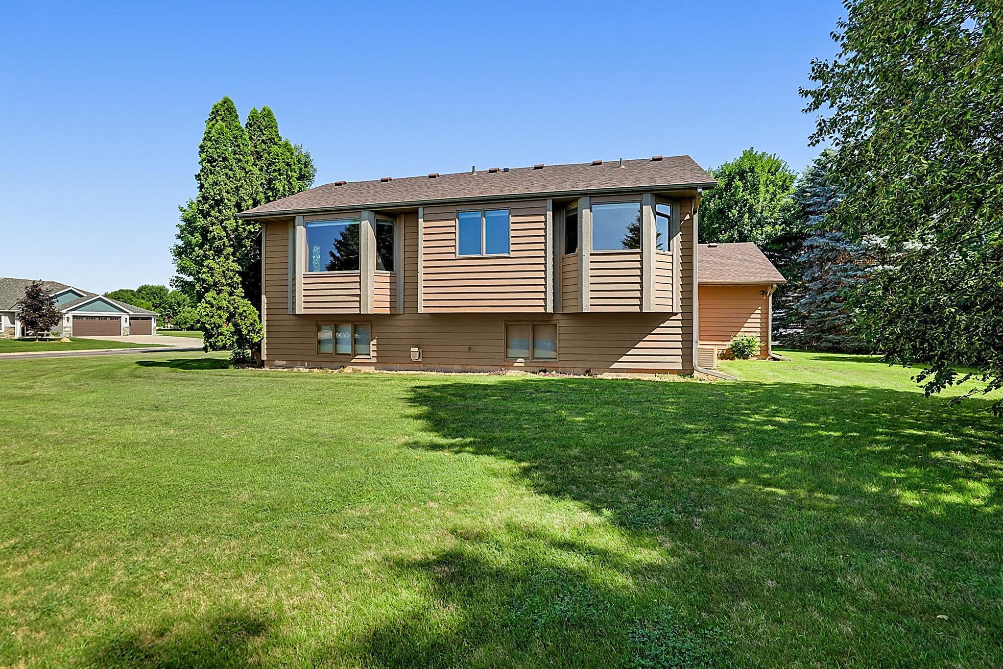 View of Residential at 6022 Prairie Rose Drive, Saint Cloud MN 56303, Saint Cloud (36 of 49) - Mike Wilen | Minnesota Team Real Estate