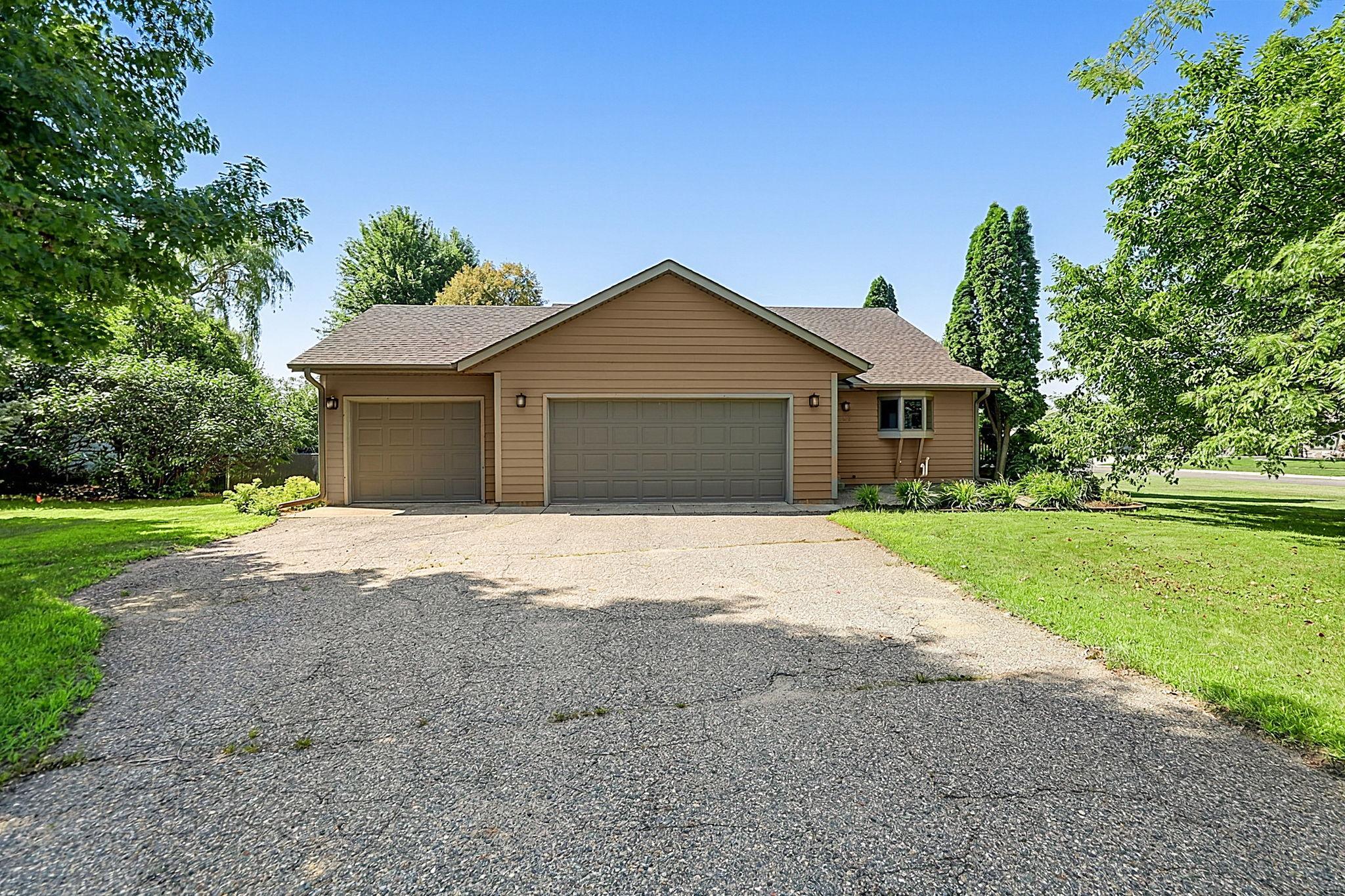 View of Residential at 6022 Prairie Rose Drive, Saint Cloud MN 56303, Saint Cloud (33 of 49) - Mike Wilen | Minnesota Team Real Estate