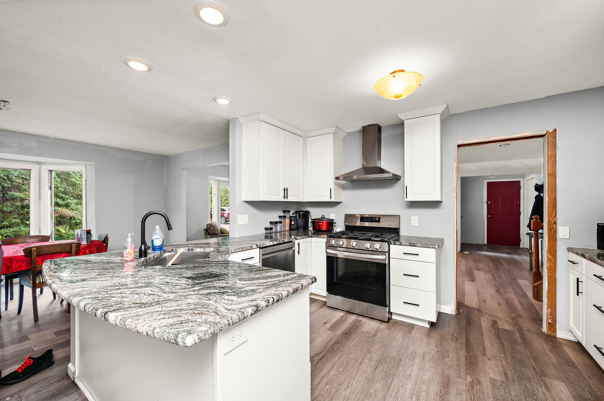 View of Residential at 26405 Smithtown Road, Shorewood MN 55331, Shorewood (7 of 27) - Mike Wilen | Minnesota Team Real Estate