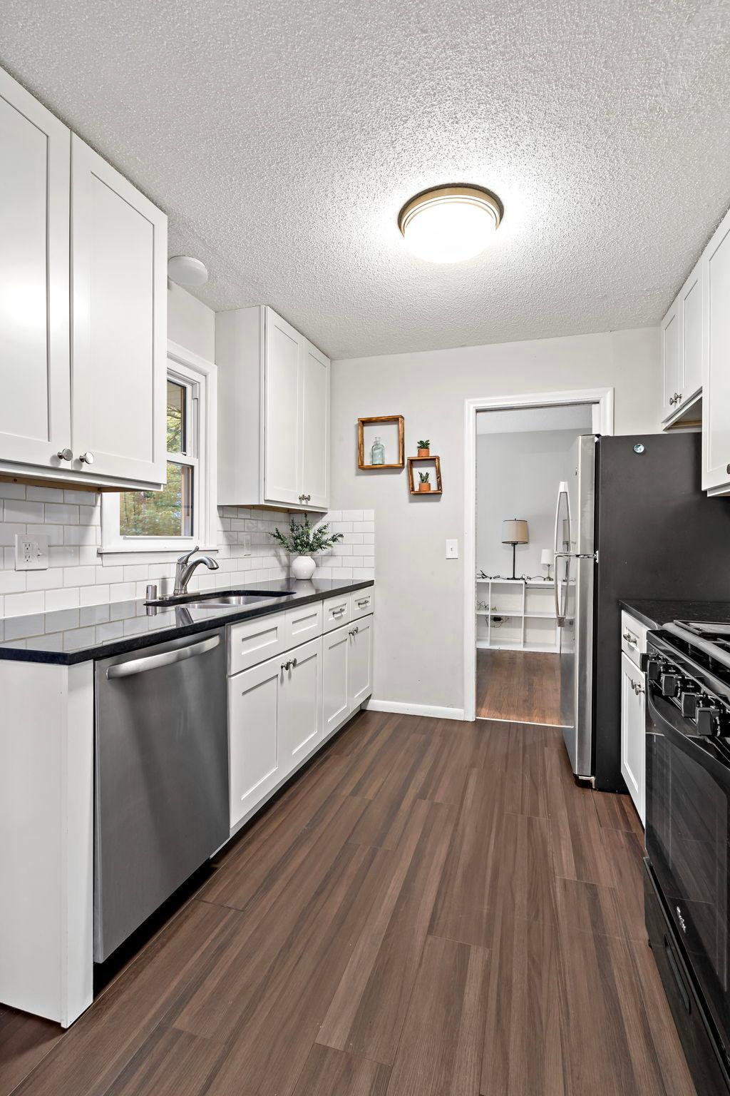View of Residential at 2206 89th Street, Bloomington MN 55431, Bloomington (35 of 52) - Mike Wilen | Minnesota Team Real Estate