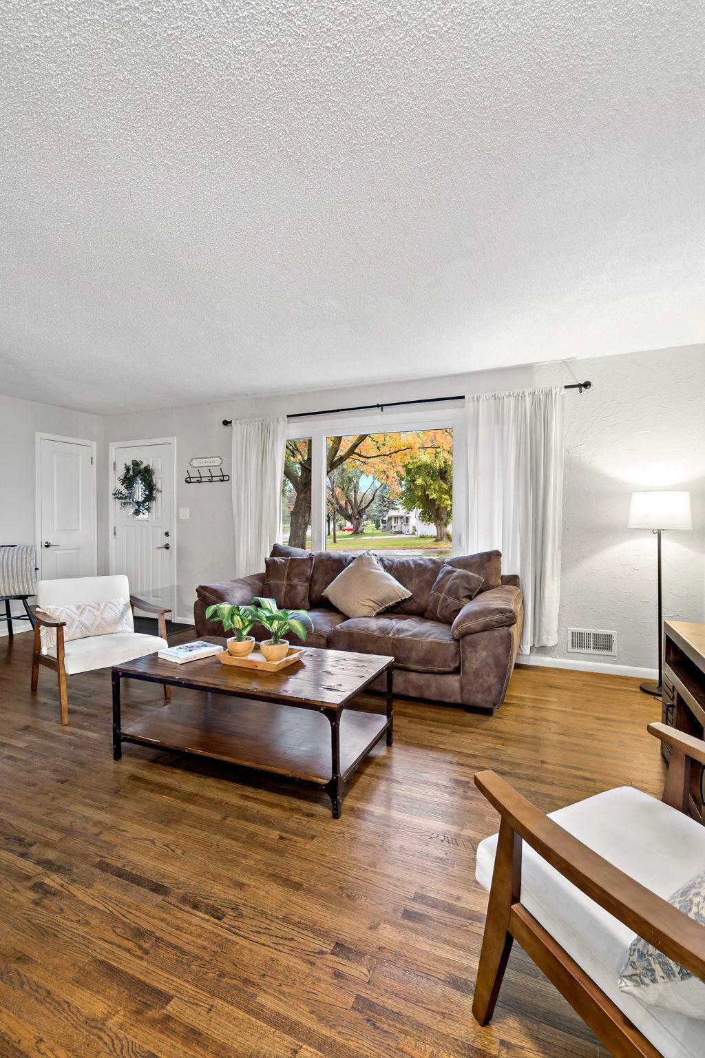 View of Residential at 2206 89th Street, Bloomington MN 55431, Bloomington (33 of 52) - Mike Wilen | Minnesota Team Real Estate