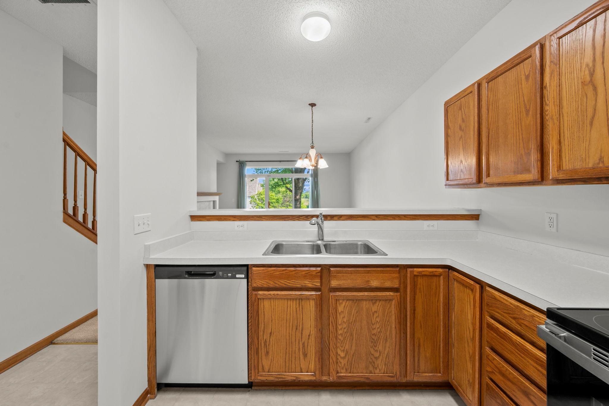 View of Residential at 855 Providence Drive, Shakopee MN 55379, Shakopee (9 of 31) - Mike Wilen | Minnesota Team Real Estate