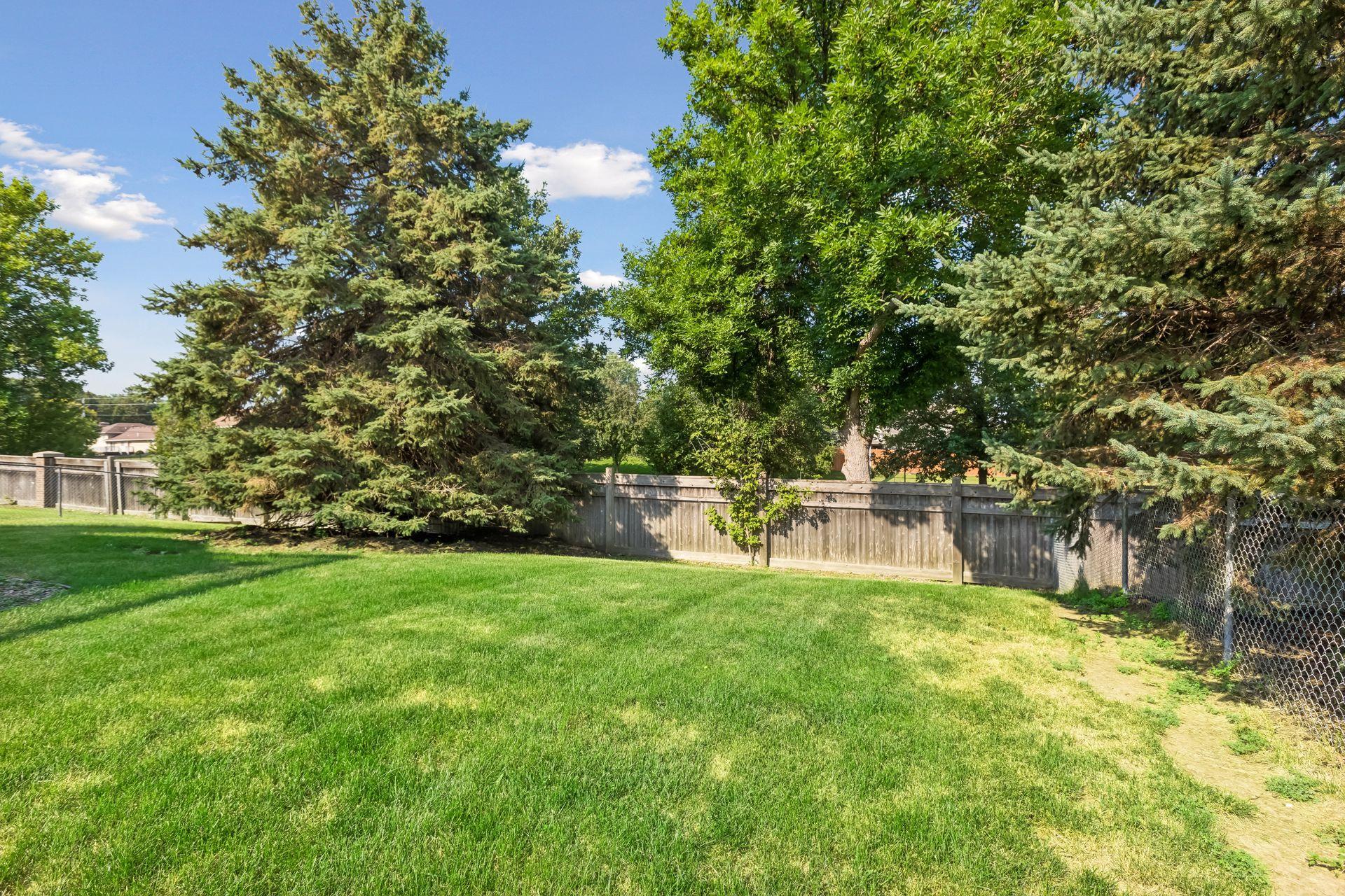 View of Residential at 4635 Yorktown Lane, Plymouth MN 55442, Plymouth (43 of 44) - Mike Wilen | Minnesota Team Real Estate