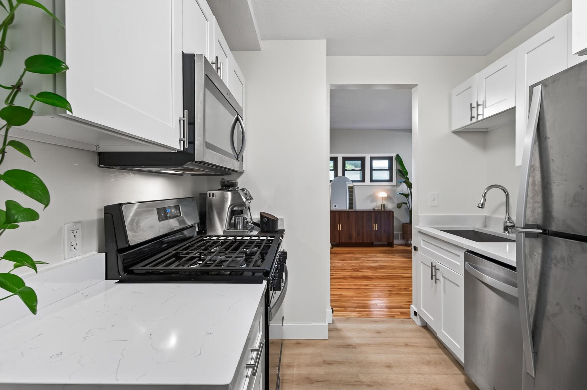 View of Residential at 1312 27th Avenue, Minneapolis MN 55418, Minneapolis (9 of 33) - Mike Wilen | Minnesota Team Real Estate