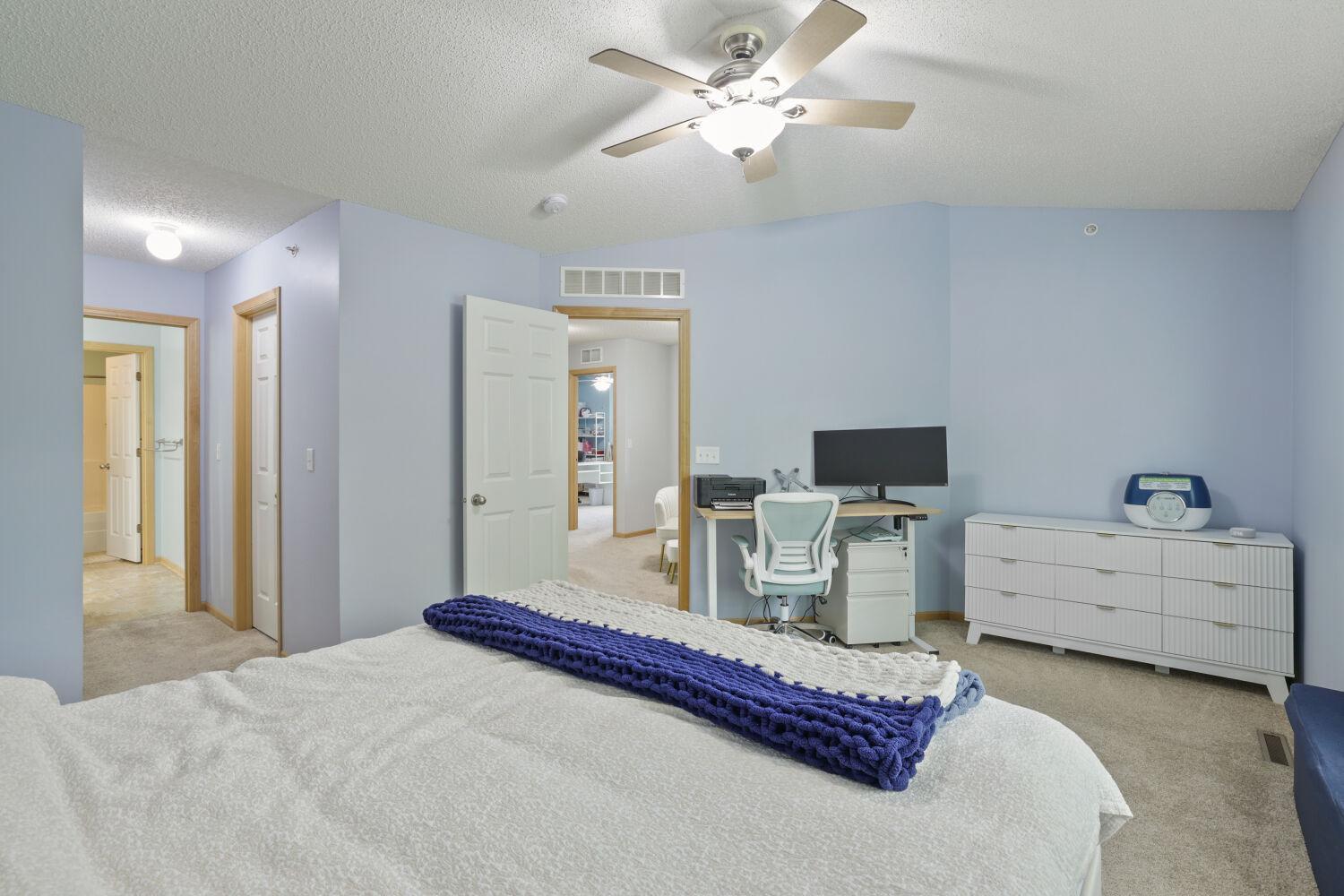 View of Residential at 3033 Chamberlain Street #4, Maplewood MN 55109, Maplewood (22 of 31) - Mike Wilen | Minnesota Team Real Estate
