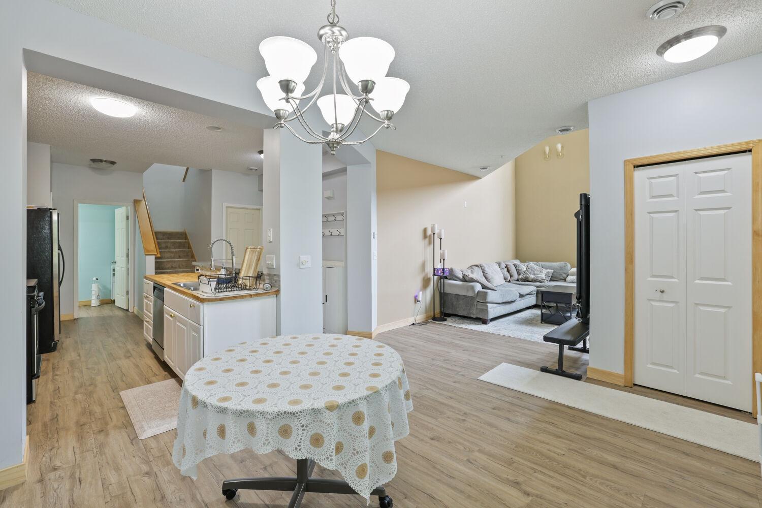 View of Residential at 3033 Chamberlain Street #4, Maplewood MN 55109, Maplewood (10 of 31) - Mike Wilen | Minnesota Team Real Estate