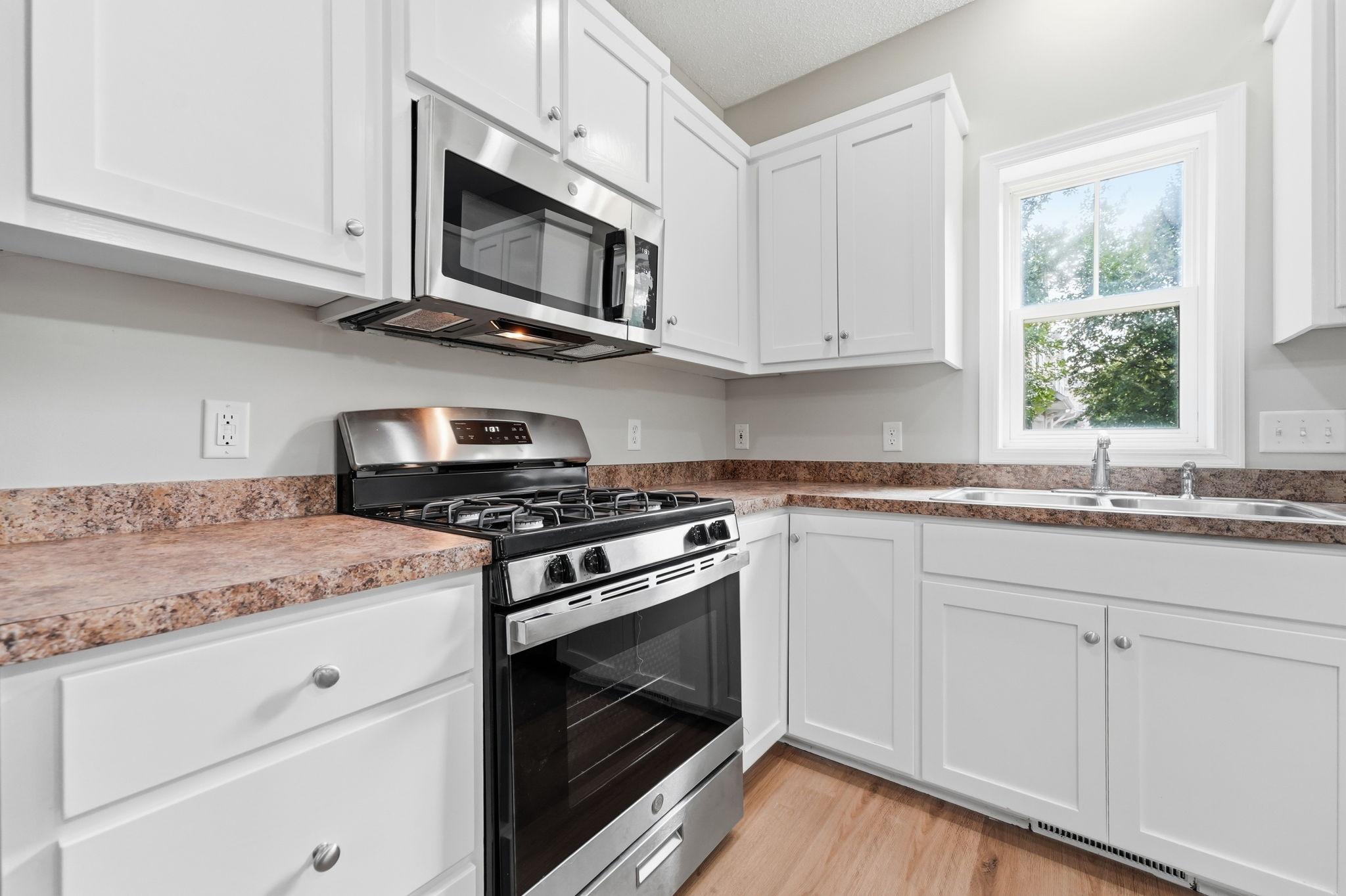 View of Residential at 3012 Cottage Lane, Maplewood MN 55109, Maplewood (12 of 53) - Mike Wilen | Minnesota Team Real Estate