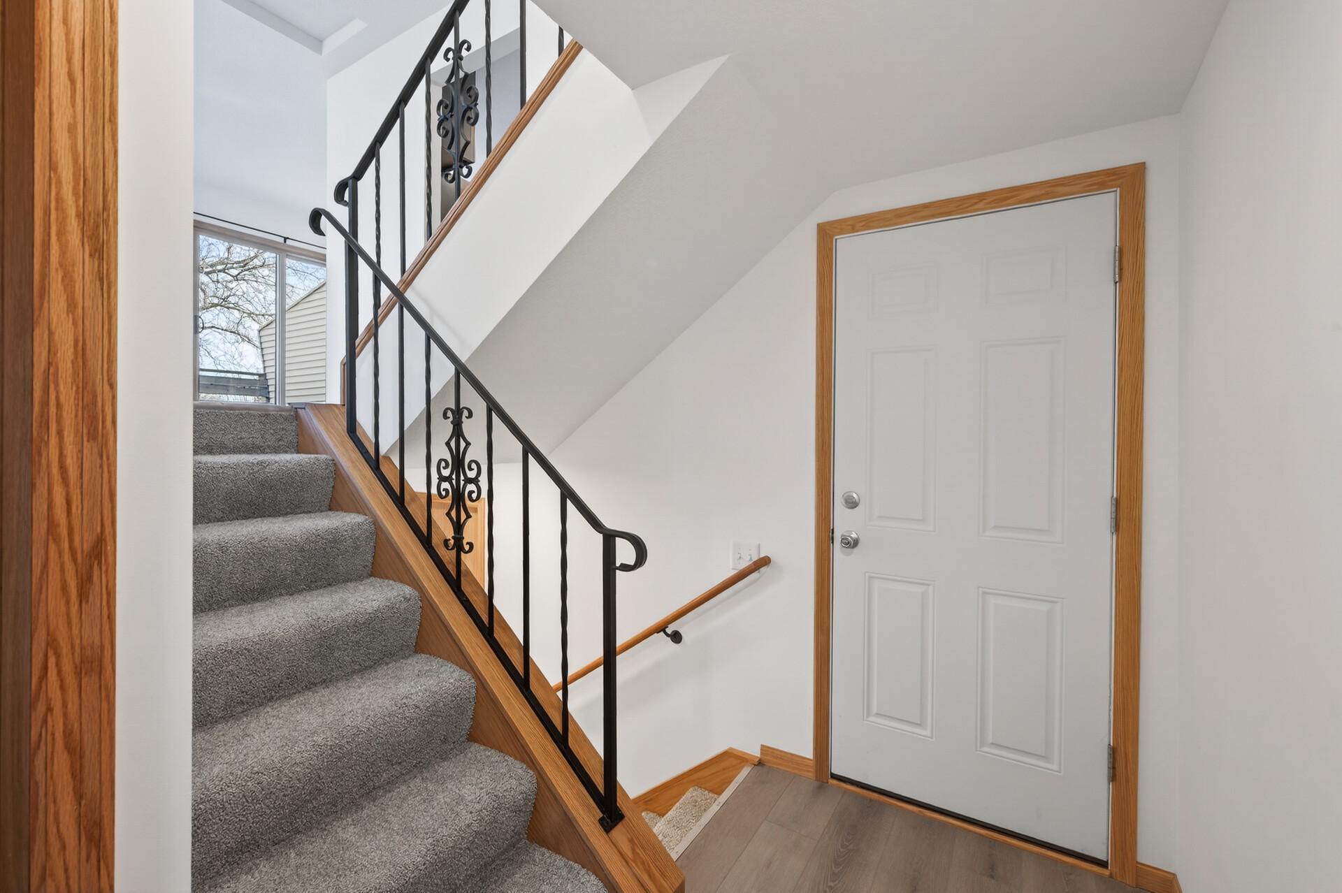 View of Residential at 5127 84th Court, Brooklyn Park MN 55443, Brooklyn Park (4 of 34) - Mike Wilen | Minnesota Team Real Estate