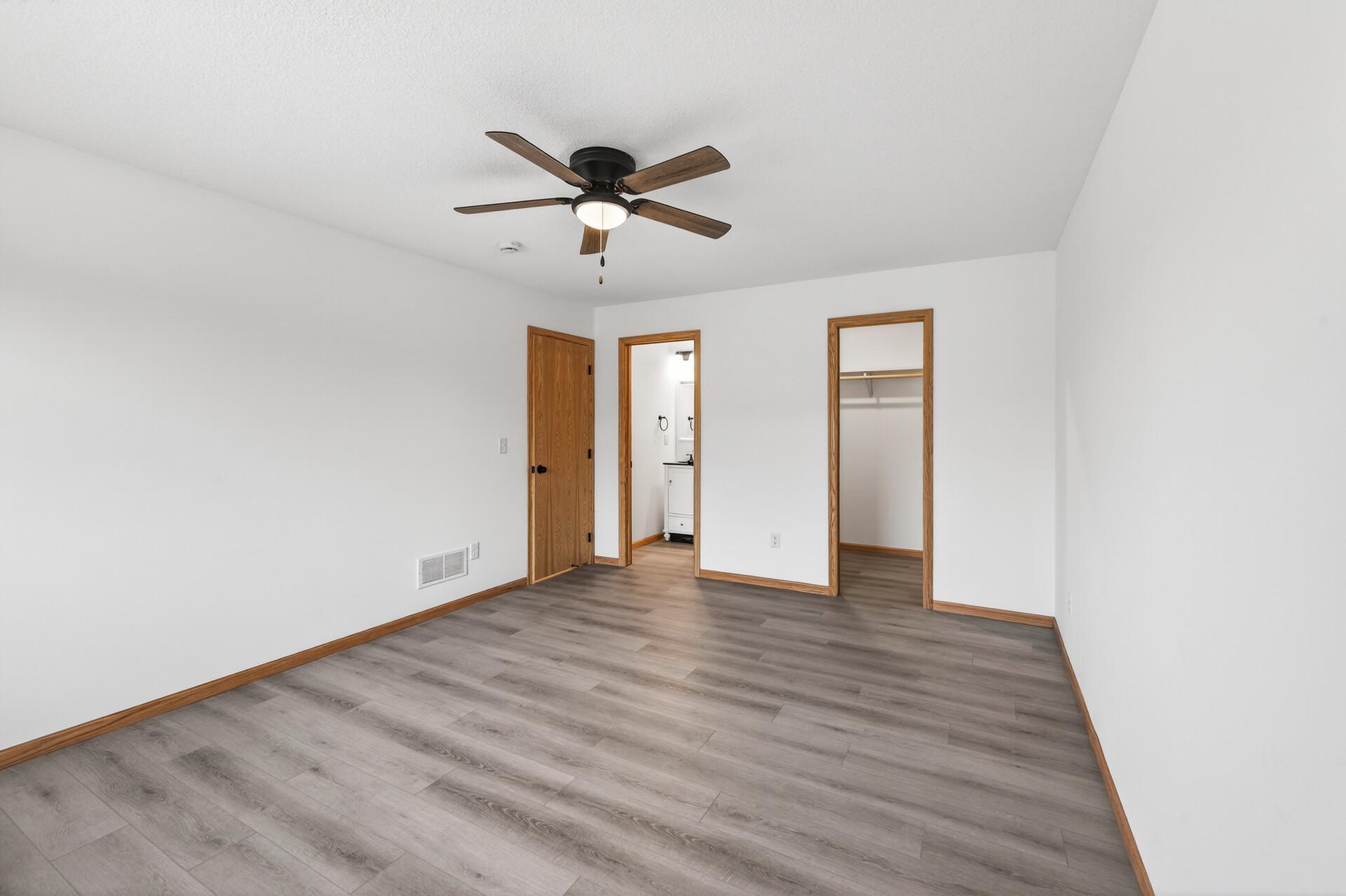View of Residential at 5127 84th Court, Brooklyn Park MN 55443, Brooklyn Park (23 of 34) - Mike Wilen | Minnesota Team Real Estate