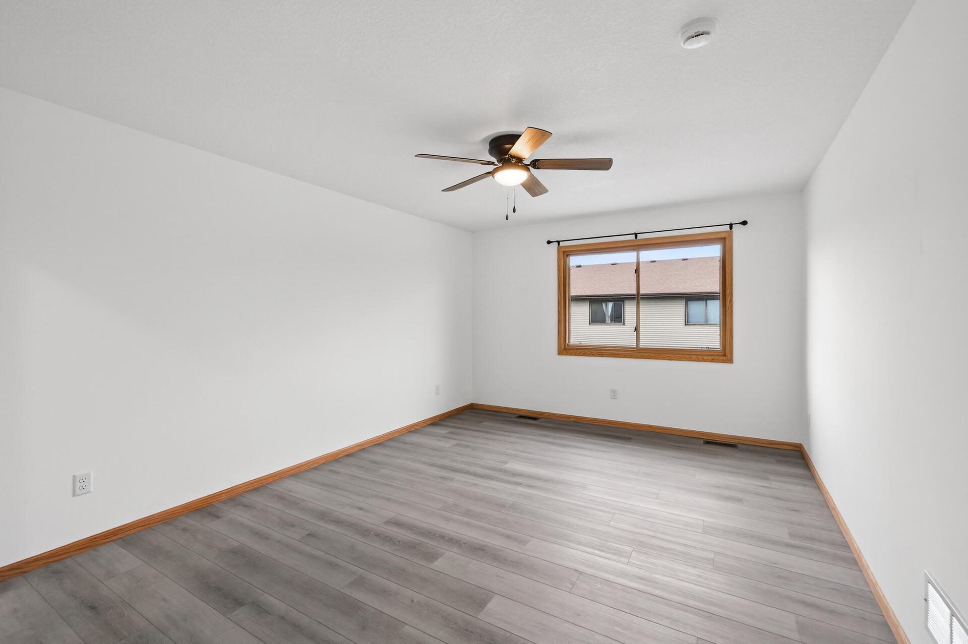 View of Residential at 5127 84th Court, Brooklyn Park MN 55443, Brooklyn Park (24 of 34) - Mike Wilen | Minnesota Team Real Estate