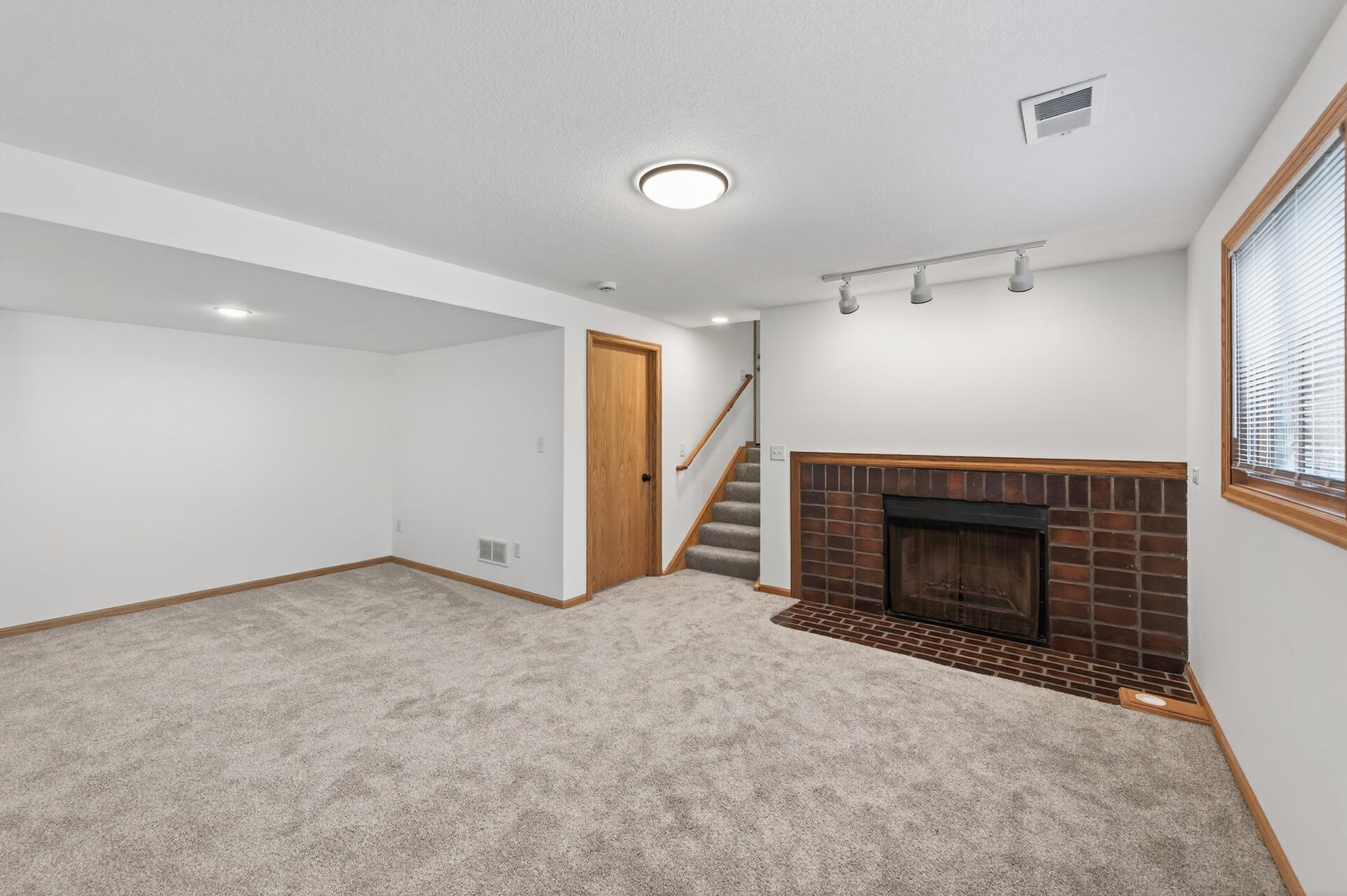 View of Residential at 5127 84th Court, Brooklyn Park MN 55443, Brooklyn Park (28 of 34) - Mike Wilen | Minnesota Team Real Estate