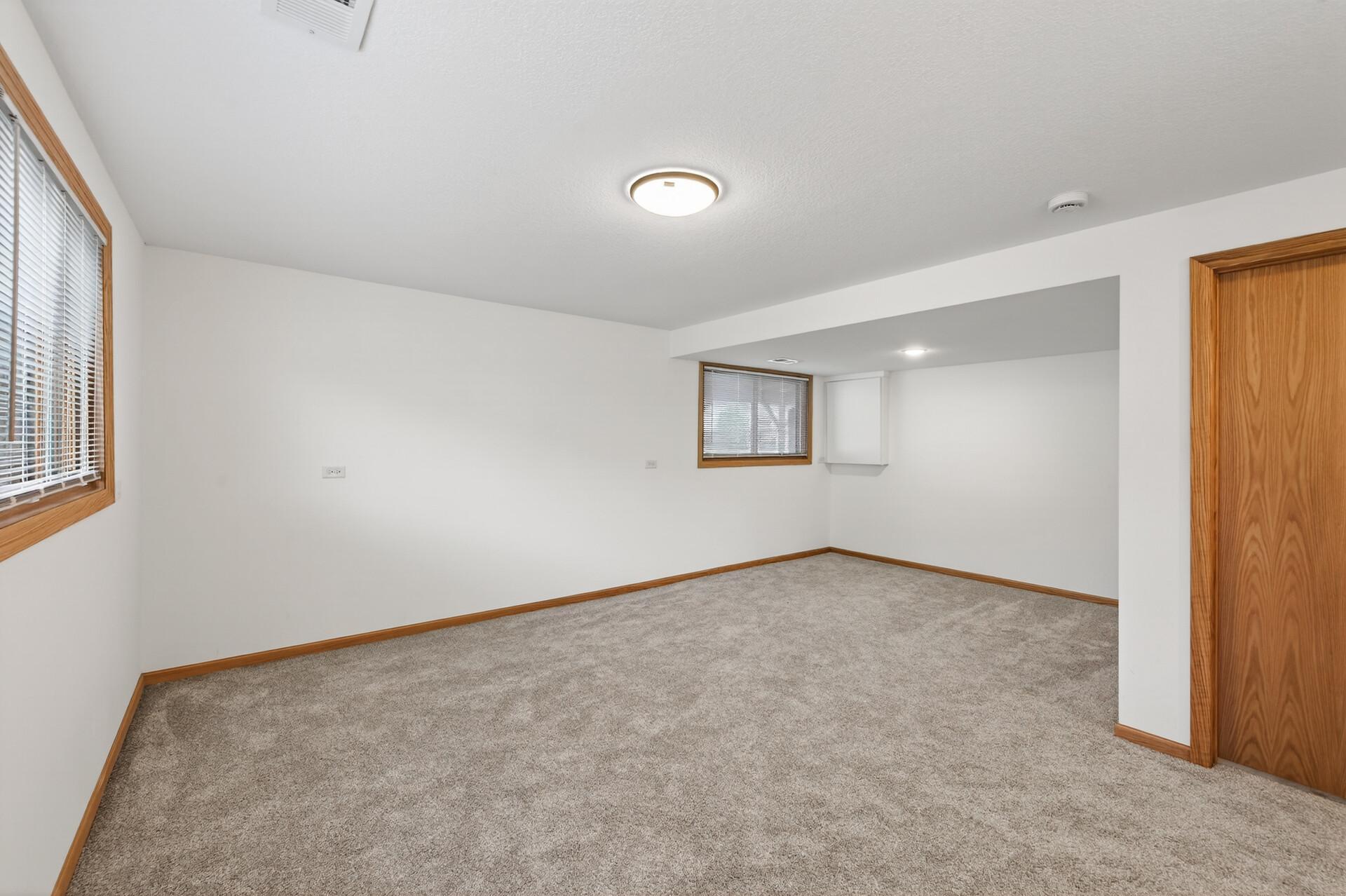 View of Residential at 5127 84th Court, Brooklyn Park MN 55443, Brooklyn Park (29 of 34) - Mike Wilen | Minnesota Team Real Estate
