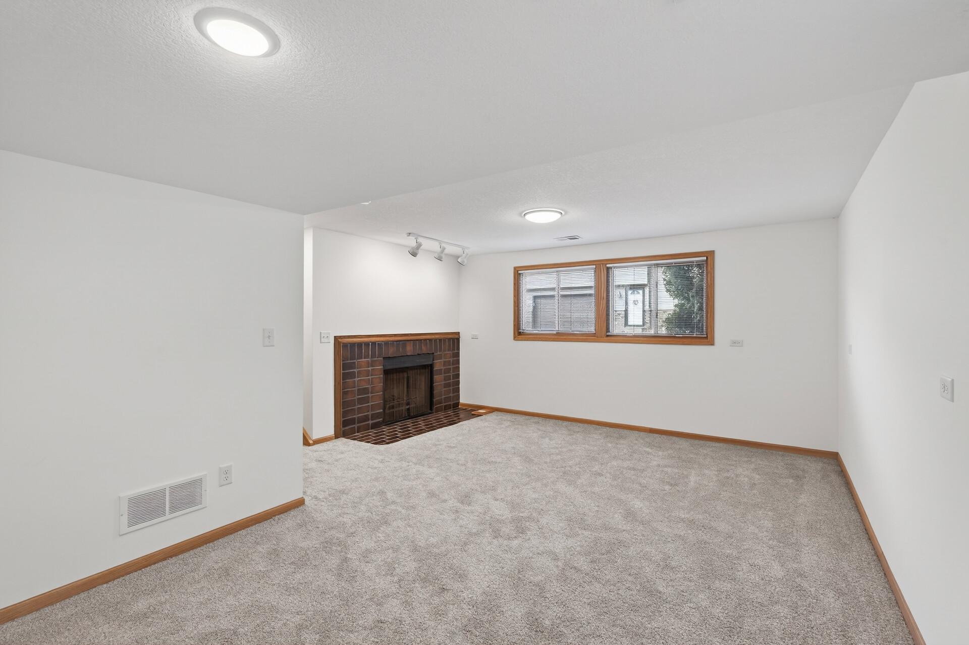 View of Residential at 5127 84th Court, Brooklyn Park MN 55443, Brooklyn Park (30 of 34) - Mike Wilen | Minnesota Team Real Estate