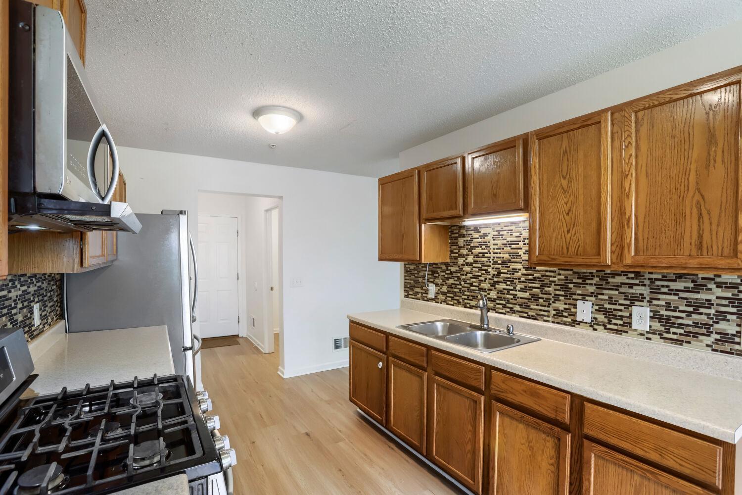 View of Residential at 4903 Hamlet Avenue, Oakdale MN 55128, Oakdale (15 of 28) - Mike Wilen | Minnesota Team Real Estate