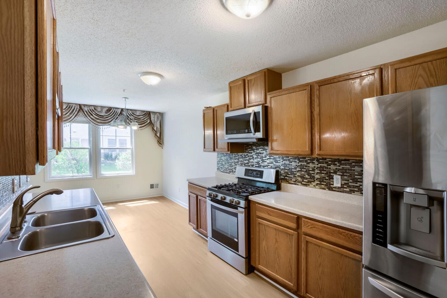 View of Residential at 4903 Hamlet Avenue, Oakdale MN 55128, Oakdale (13 of 28) - Mike Wilen | Minnesota Team Real Estate