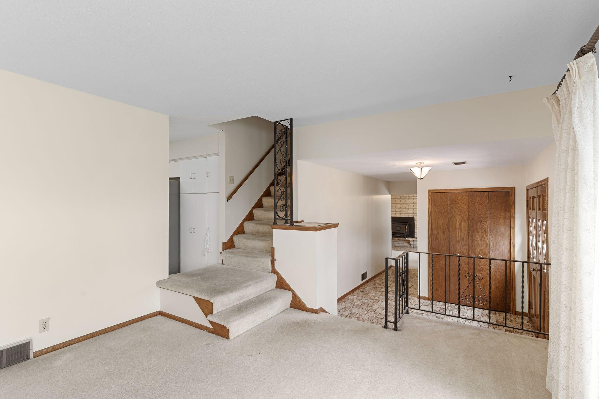 View of Residential at 9908 Oxborough Road, Bloomington MN 55437, Bloomington (6 of 38) - Mike Wilen | Minnesota Team Real Estate