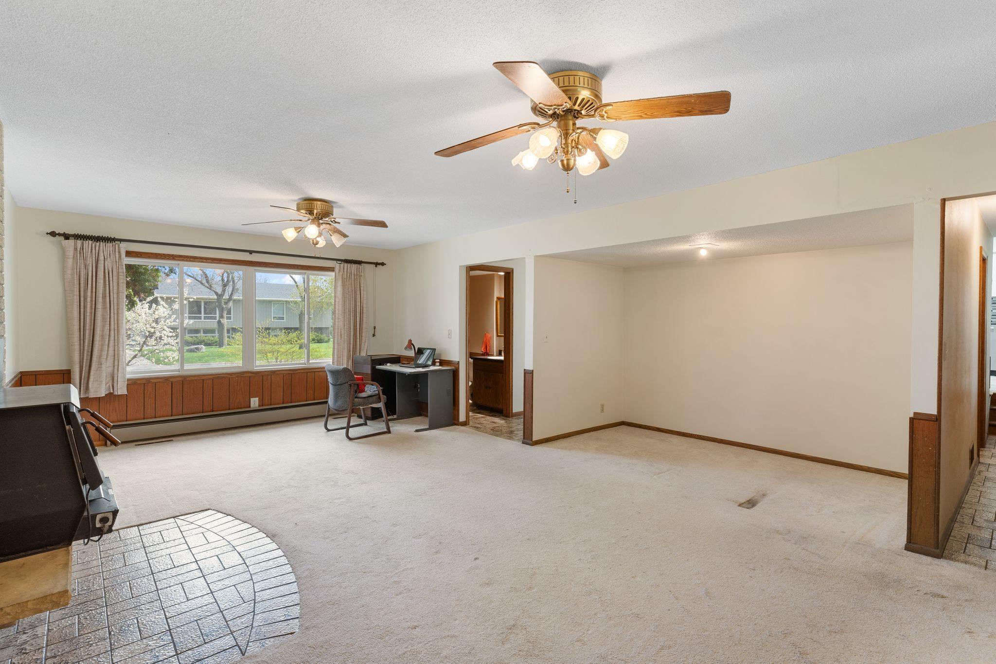 View of Residential at 9908 Oxborough Road, Bloomington MN 55437, Bloomington (17 of 38) - Mike Wilen | Minnesota Team Real Estate