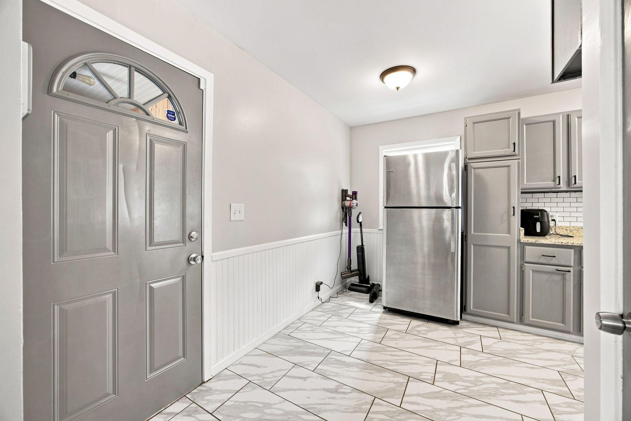 View of Residential at 5719 Northport Drive, Brooklyn Center MN 55429, Brooklyn Center (8 of 40) - Mike Wilen | Minnesota Team Real Estate
