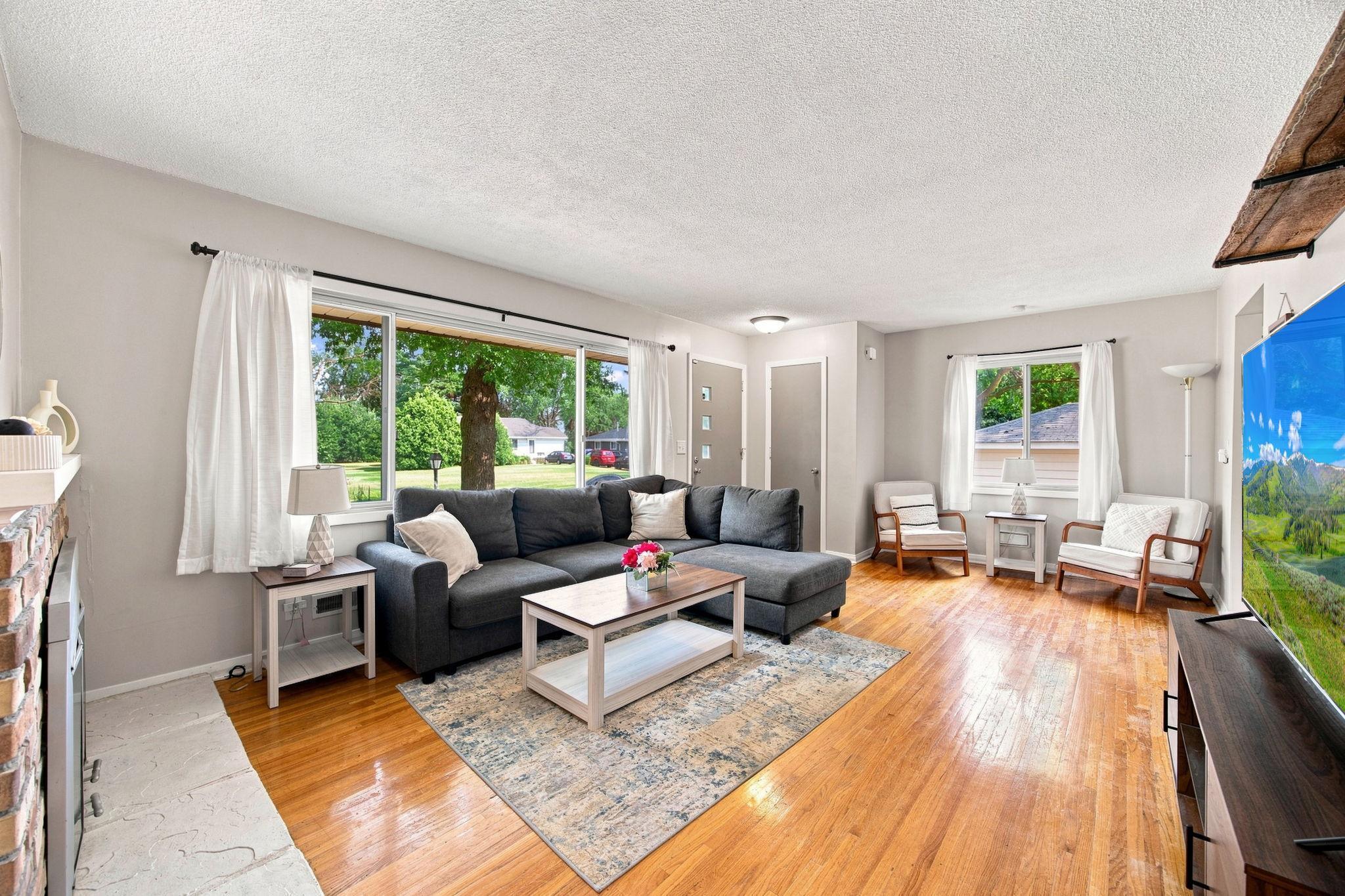 View of Residential at 5719 Northport Drive, Brooklyn Center MN 55429, Brooklyn Center (5 of 40) - Mike Wilen | Minnesota Team Real Estate