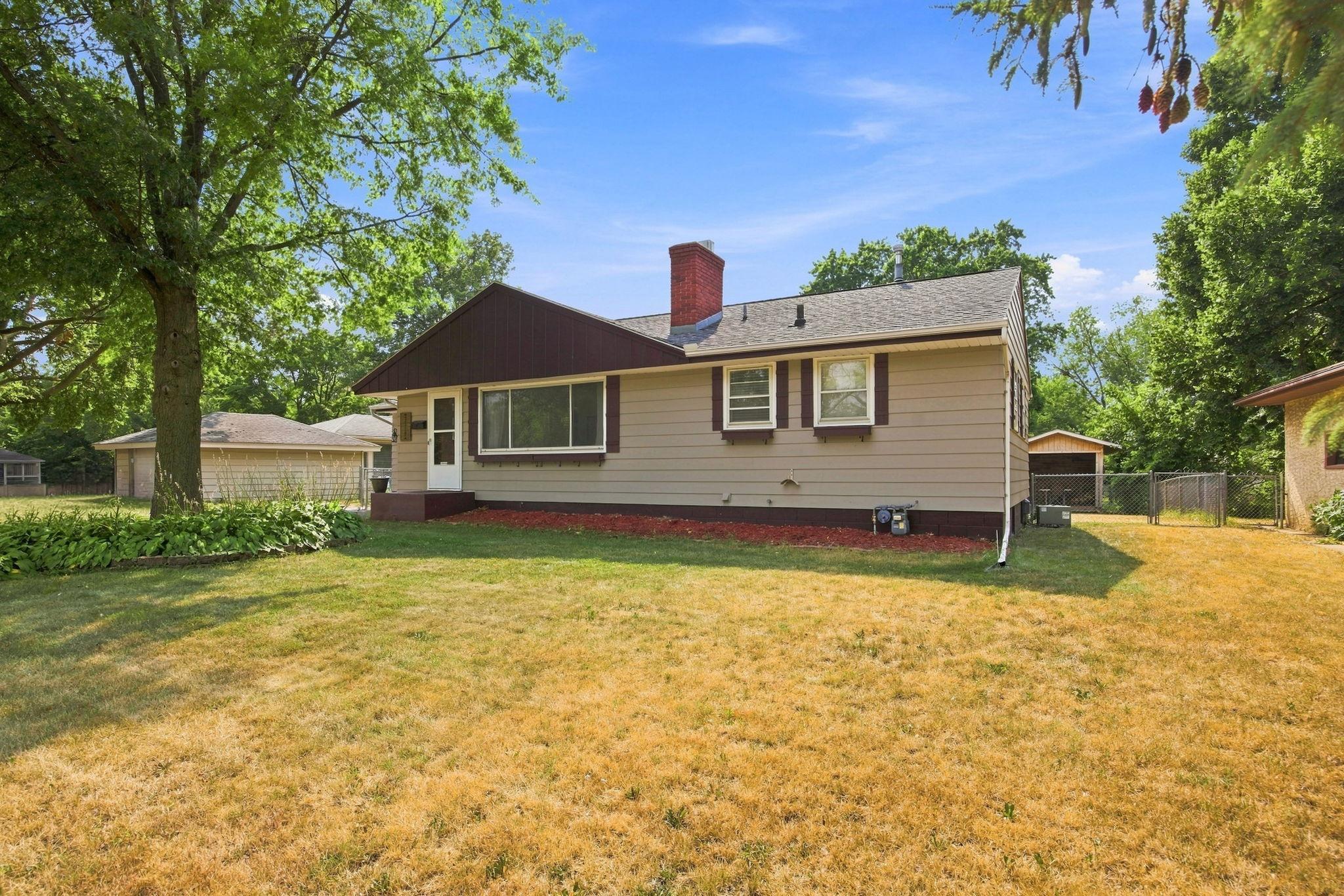 View of Residential at 5719 Northport Drive, Brooklyn Center MN 55429, Brooklyn Center (3 of 40) - Mike Wilen | Minnesota Team Real Estate