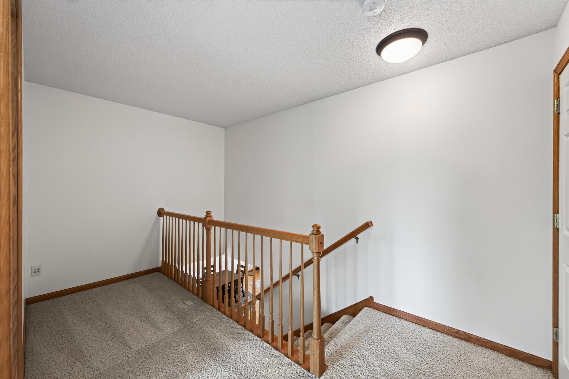 View of Residential at 3896 Darling Drive, Woodbury MN 55125, Woodbury (18 of 32) - Mike Wilen | Minnesota Team Real Estate