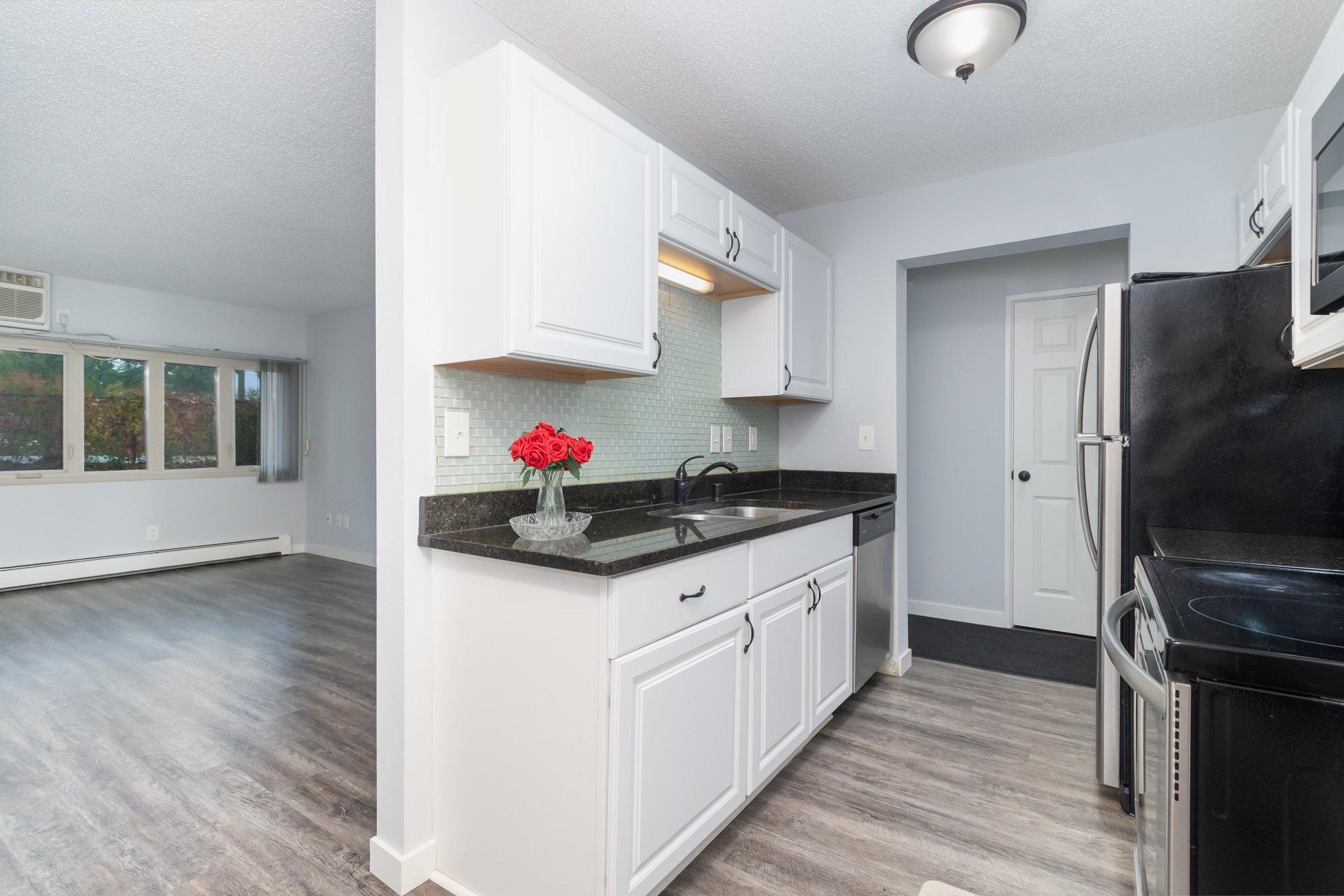 View of Residential at 4351 Parklawn Avenue #7E, Edina MN 55435, Edina (4 of 21) - Mike Wilen | Minnesota Team Real Estate