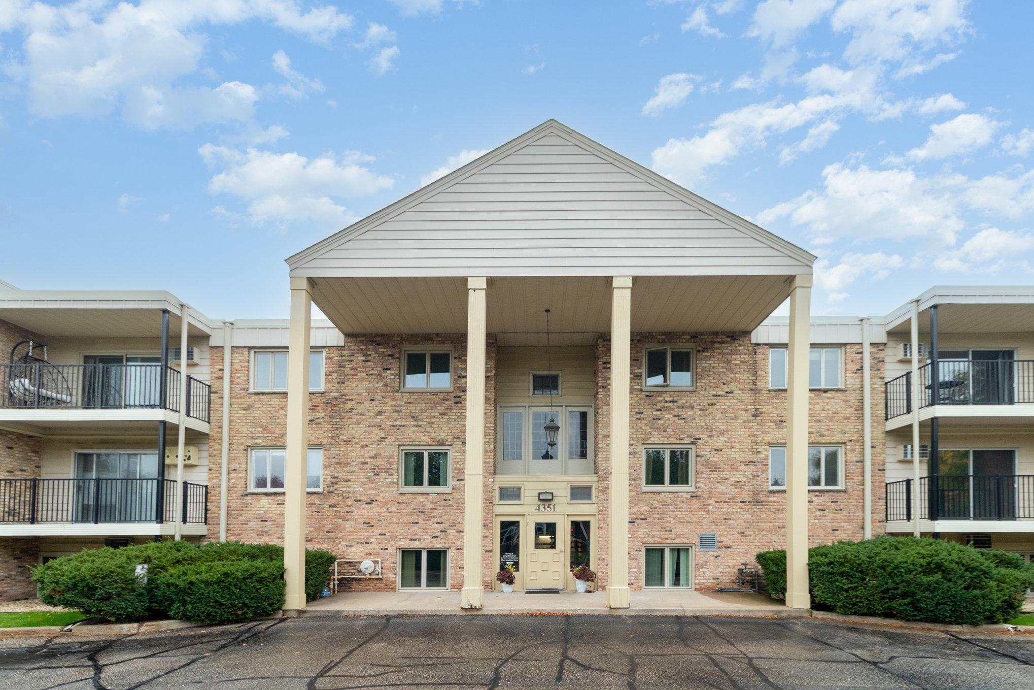 View of Residential at 4351 Parklawn Avenue #7E, Edina MN 55435, Edina (14 of 21) - Mike Wilen | Minnesota Team Real Estate