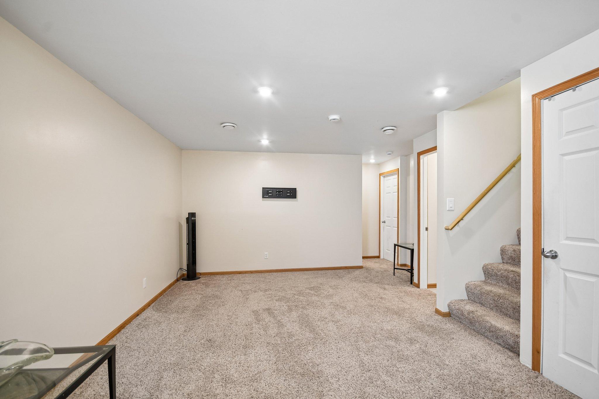 View of Residential at 4851 Woodland Avenue, Shakopee MN 55379, Shakopee (21 of 30) - Mike Wilen | Minnesota Team Real Estate