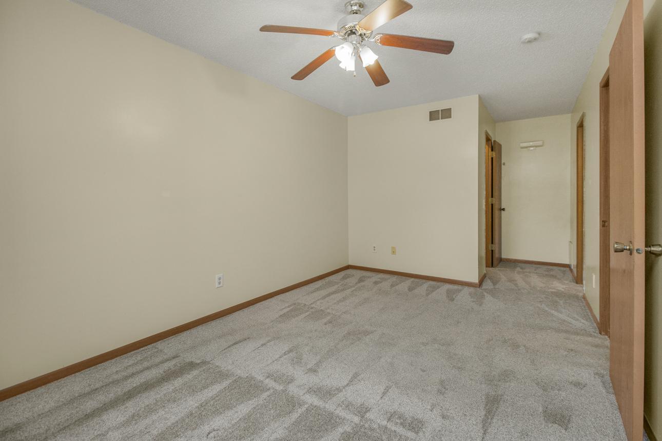 View of Residential at 16211 Flagstaff Court, Lakeville MN 55068, Lakeville (10 of 23) - Mike Wilen | Minnesota Team Real Estate