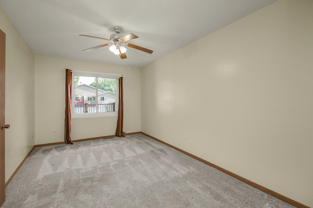 View of Residential at 16211 Flagstaff Court, Lakeville MN 55068, Lakeville (9 of 23) - Mike Wilen | Minnesota Team Real Estate